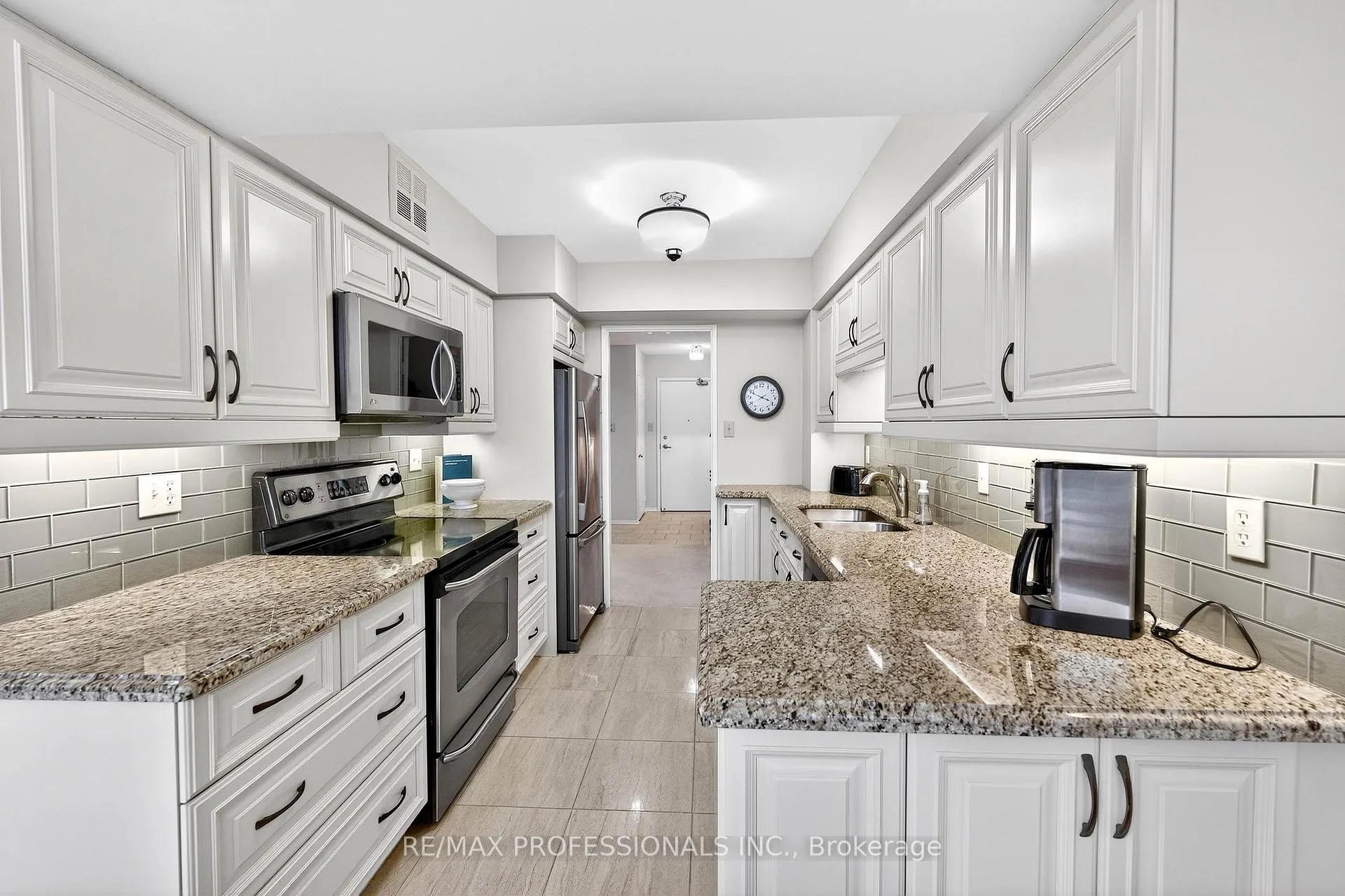 Photo 17 of Unit 924, 25 Austin Drive, Markham, Markville — HOMEH