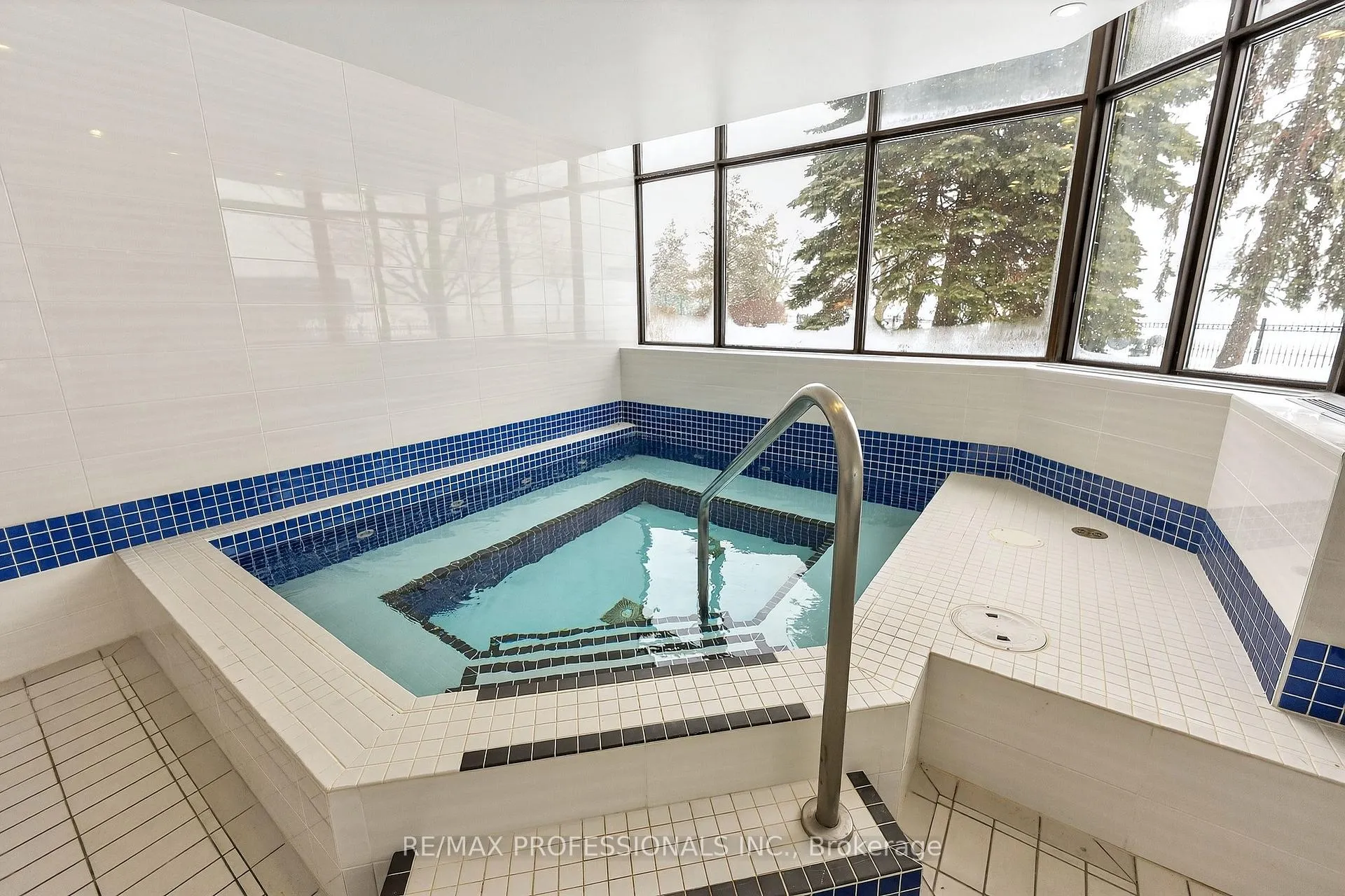 Photo 37 of Unit 924, 25 Austin Drive, Markham, Markville — HOMEH