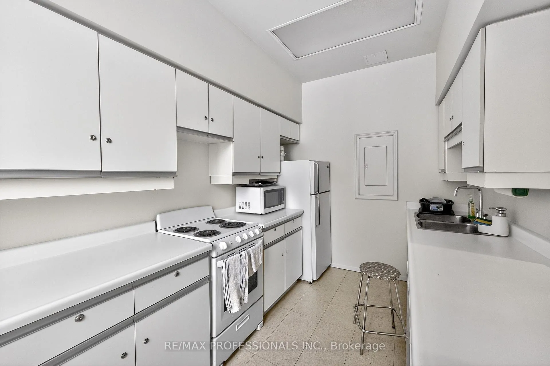 Photo 45 of Unit 924, 25 Austin Drive, Markham, Markville — HOMEH