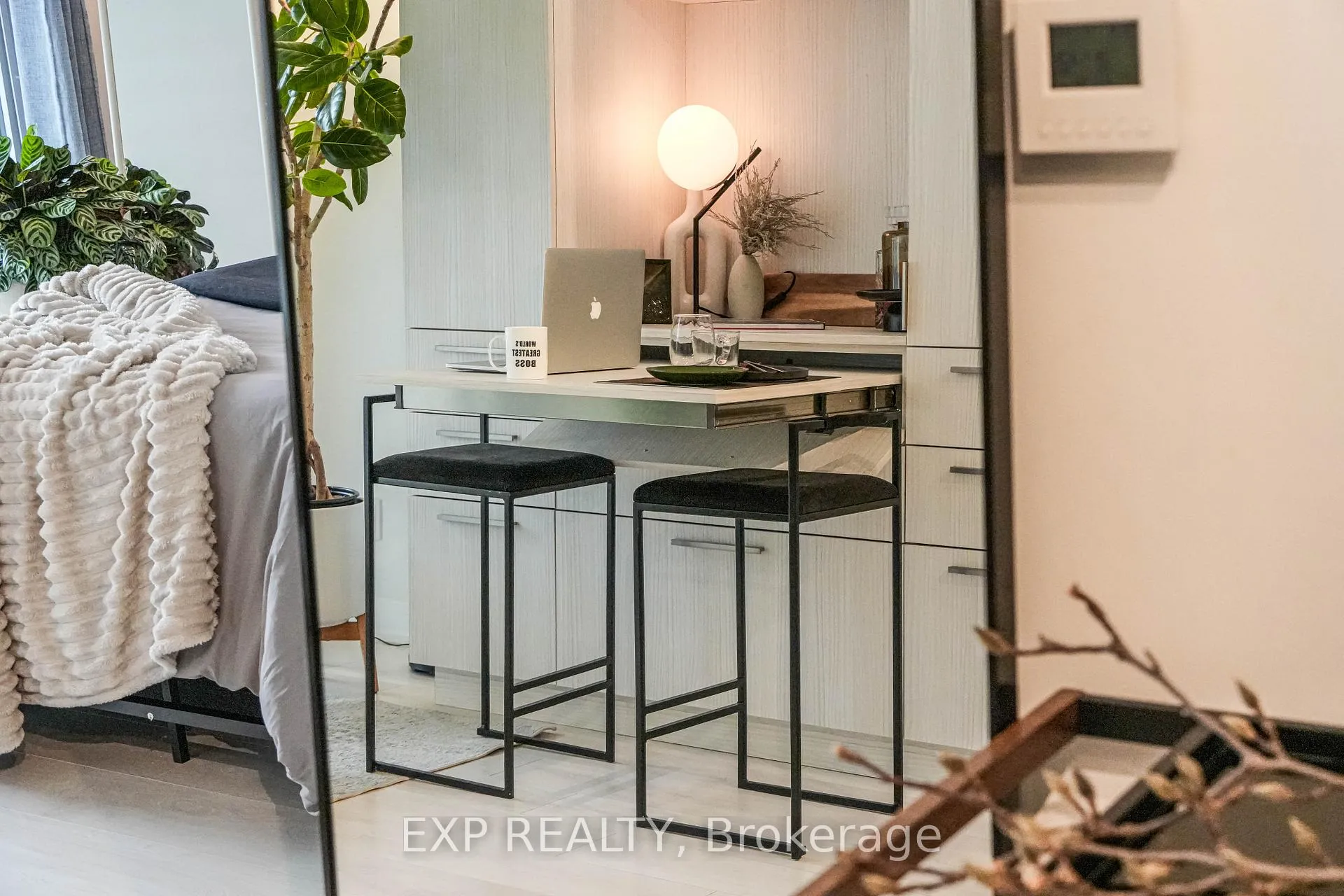 Photo 13 of Unit 911, 501 Yonge Street, Toronto, Church-Yonge Corridor — HOMEH