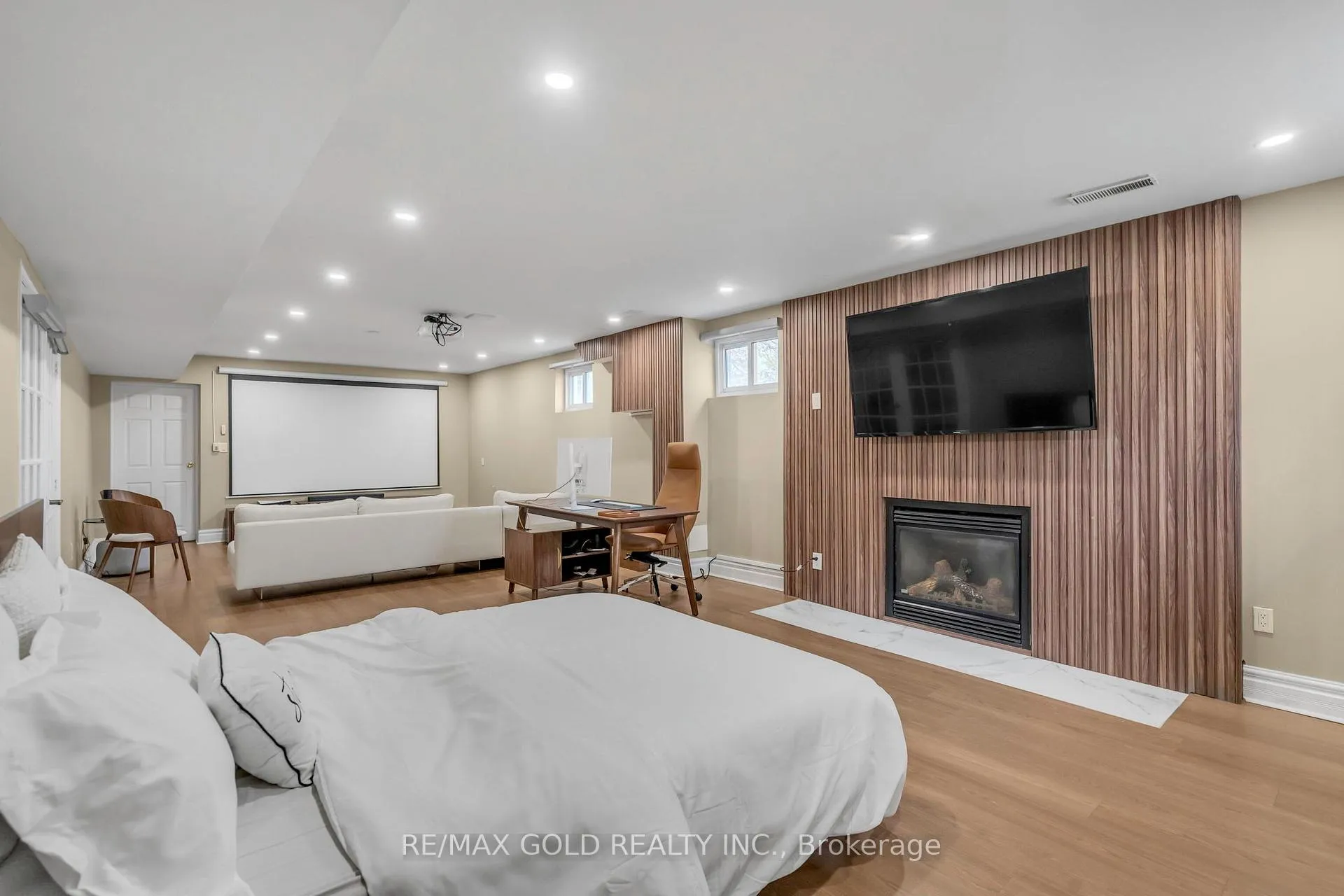 Photo 43 of 22 Tortoise Court, Brampton, Vales of Castlemore — HOMEH
