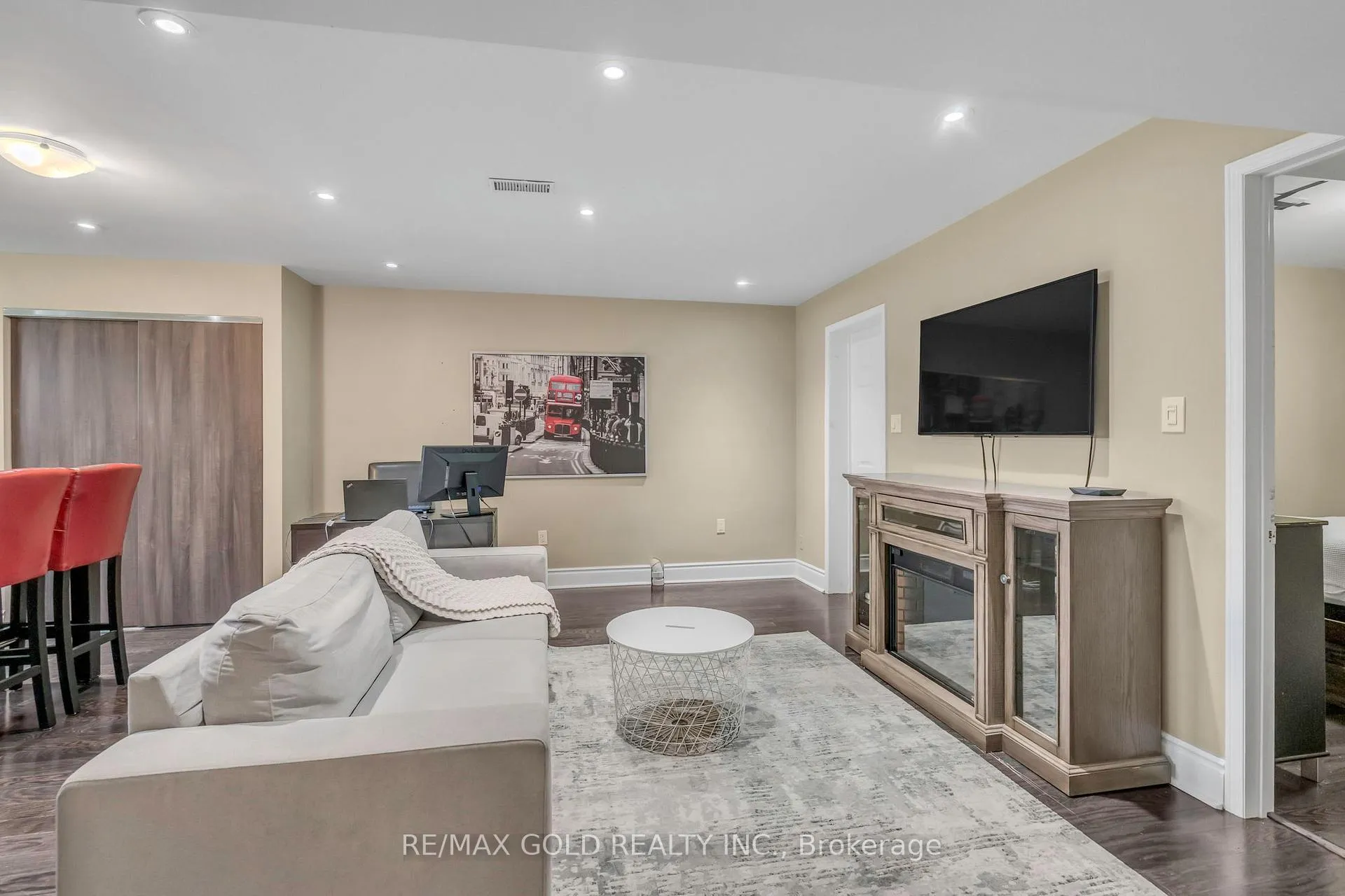 Photo 45 of 22 Tortoise Court, Brampton, Vales of Castlemore — HOMEH