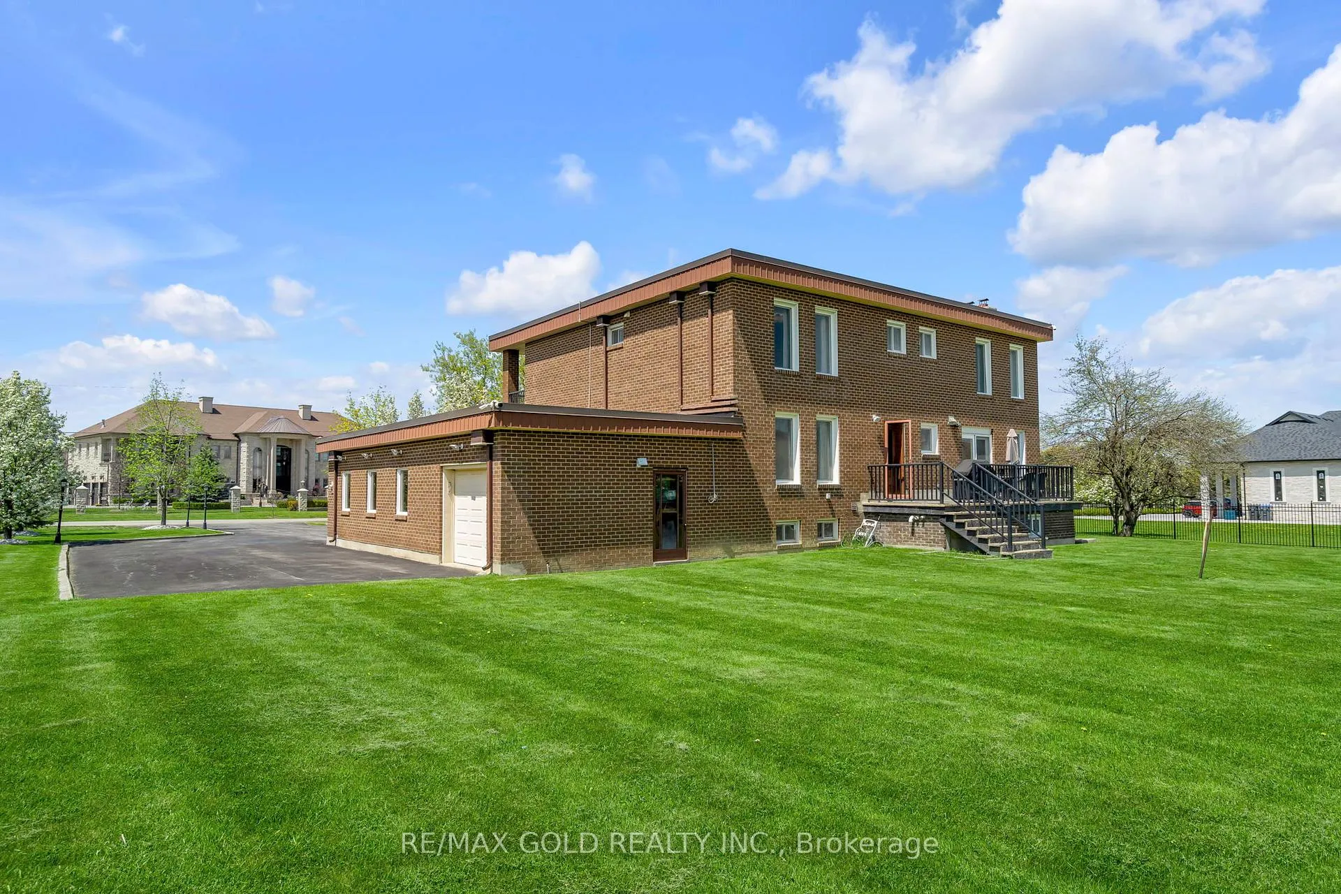 Photo 49 of 22 Tortoise Court, Brampton, Vales of Castlemore — HOMEH