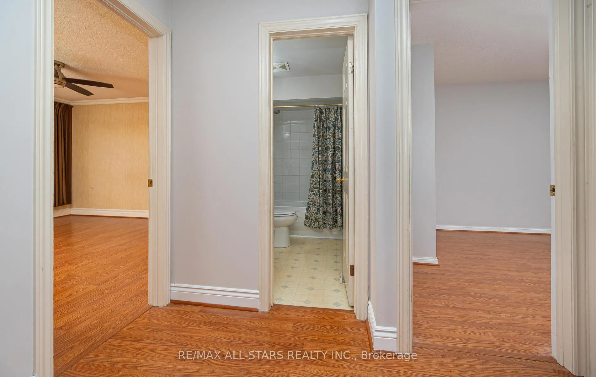 Photo 22 of 6 Hepworth Way, Markham, Markham Village — HOMEH