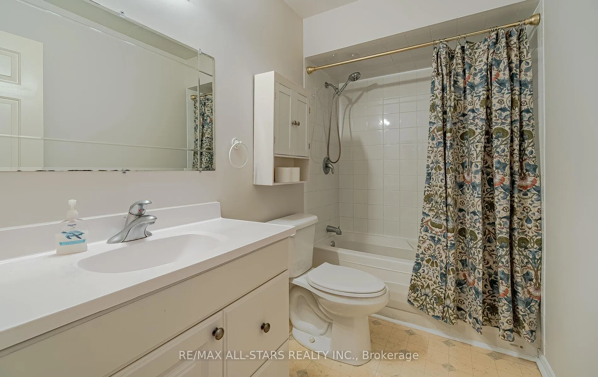 Photo 33 of 6 Hepworth Way, Markham, Markham Village — HOMEH