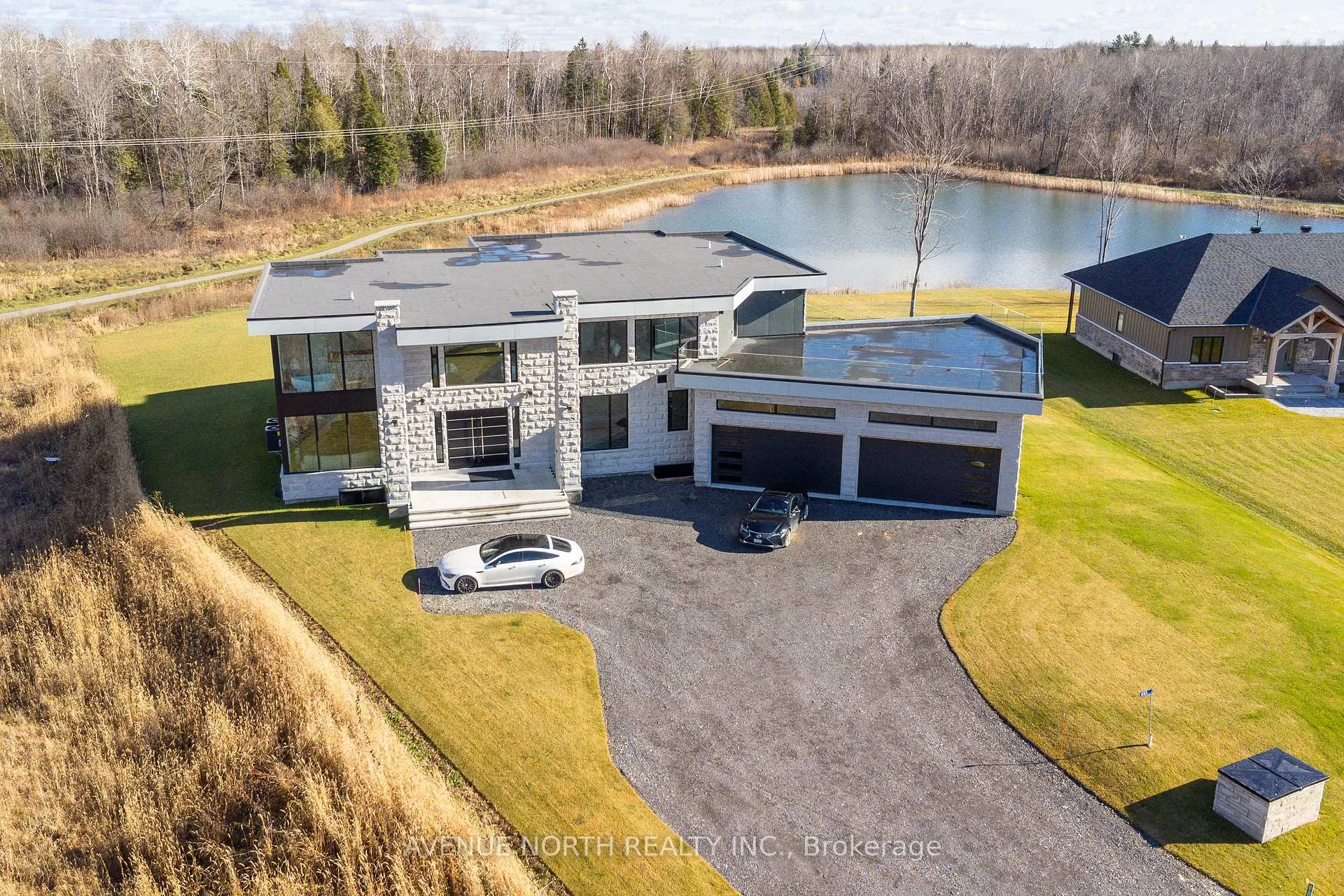 Photo 2 of 493 Shoreway Drive, Ottawa, Greely — HOMEH