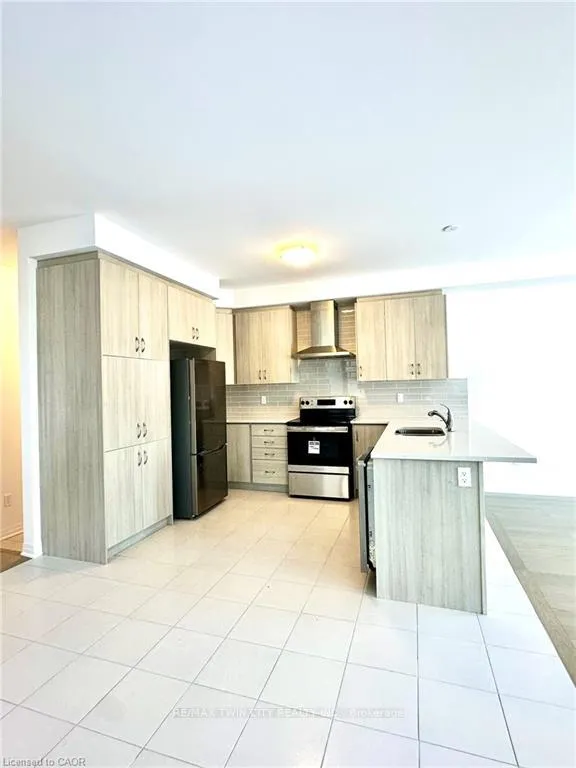 Photo 11 of 91 Manuel Street, Stratford — HOMEH