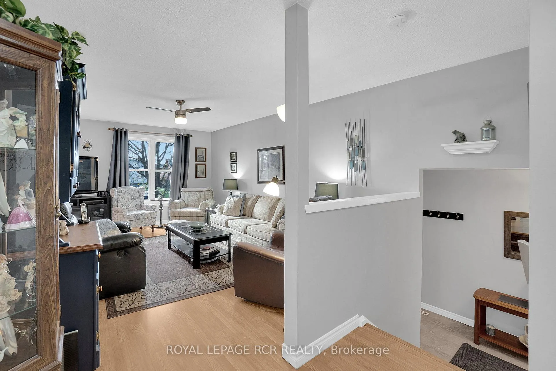 Photo 9 of 311 Whitehead Crescent, Caledon, Bolton North — HOMEH