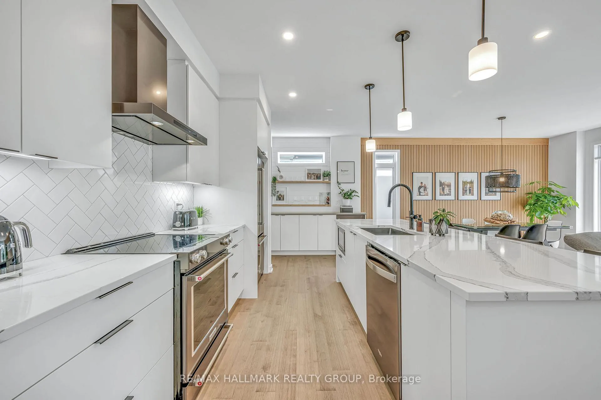 Photo 8 of 14 Stanhope Court, Ottawa, Barrhaven - Stonebridge — HOMEH
