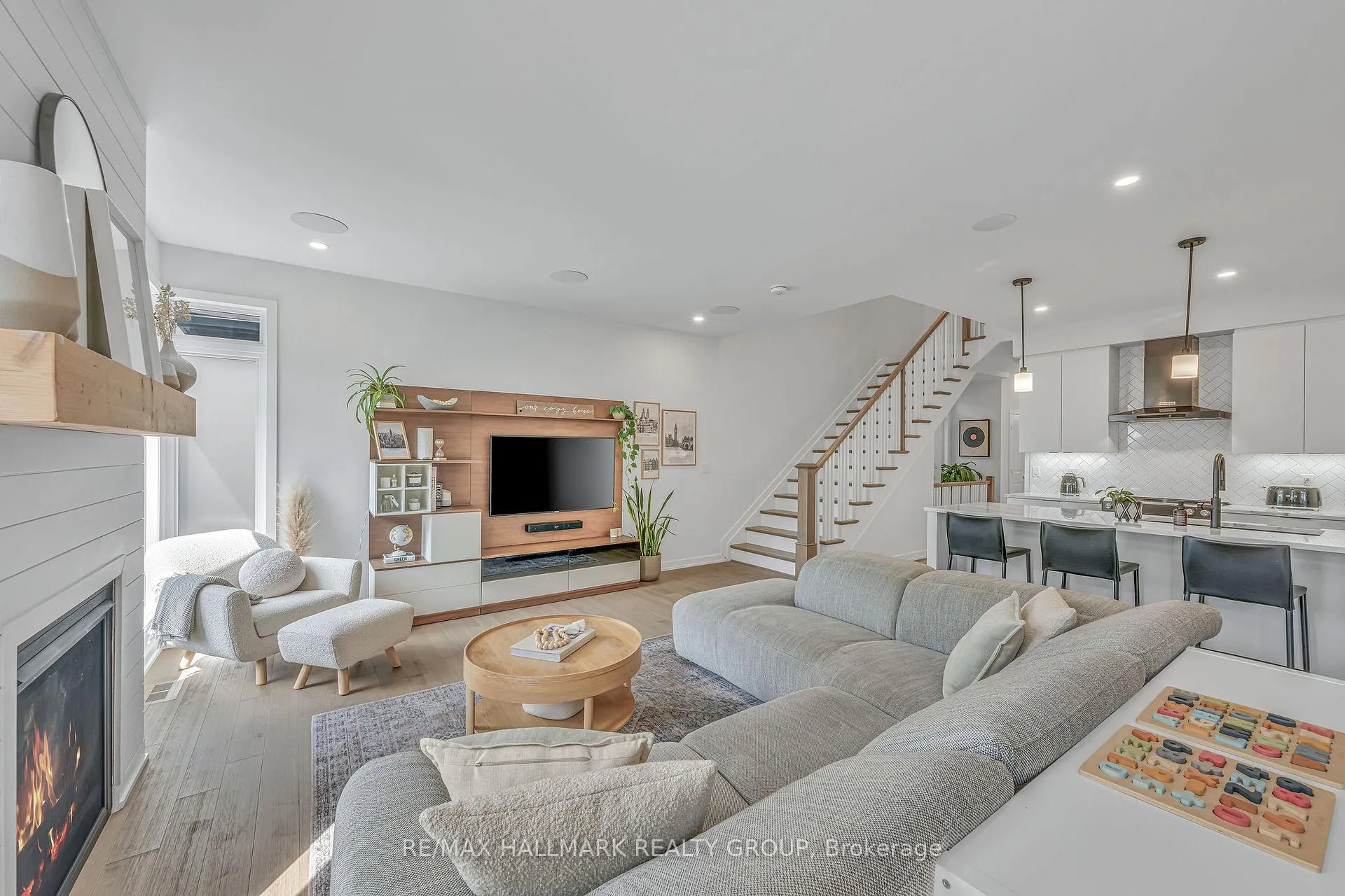 Photo 13 of 14 Stanhope Court, Ottawa, Barrhaven - Stonebridge — HOMEH