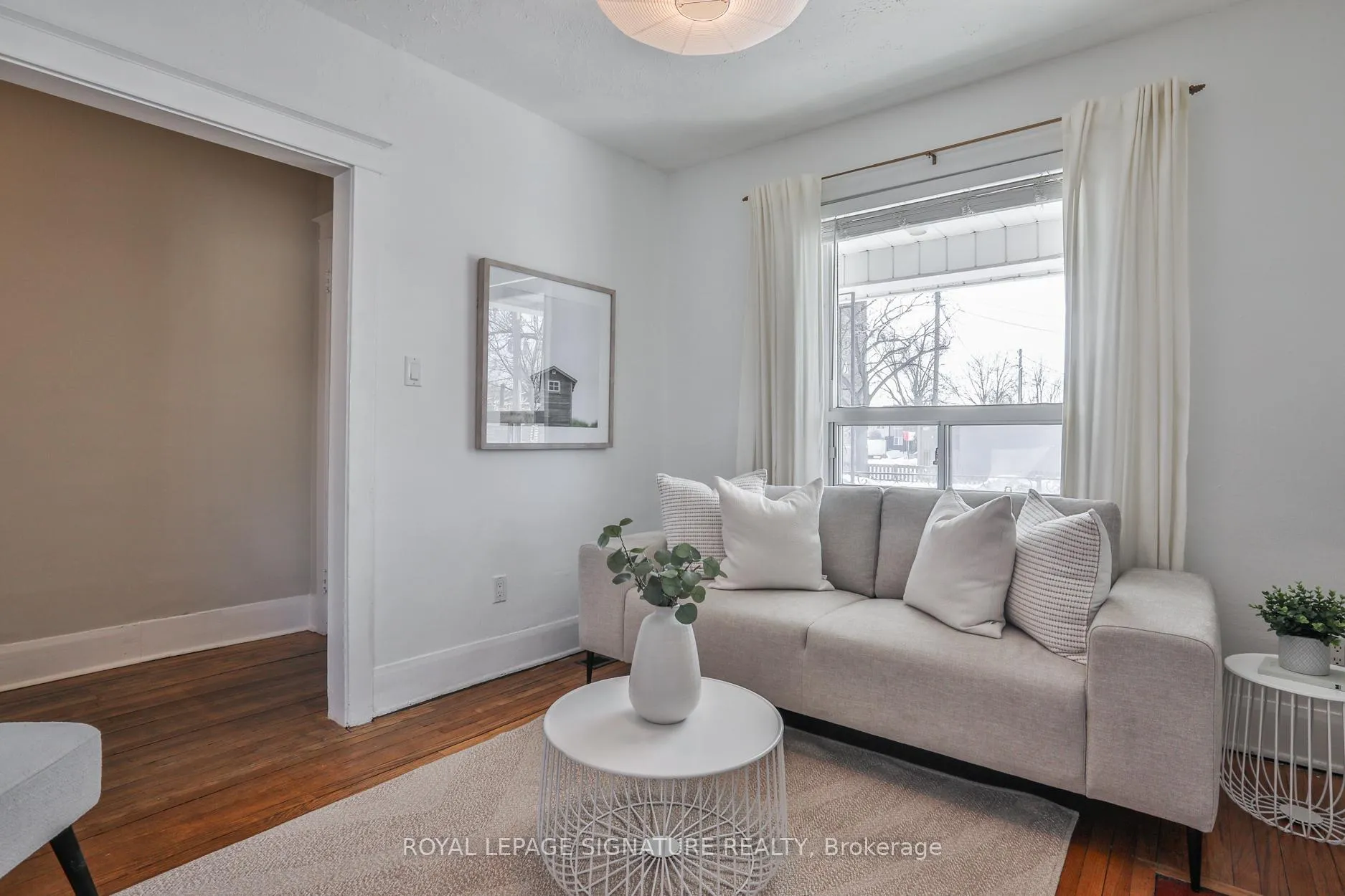 Photo 5 of 2 Earl Haig Avenue, Toronto, Woodbine Corridor — HOMEH