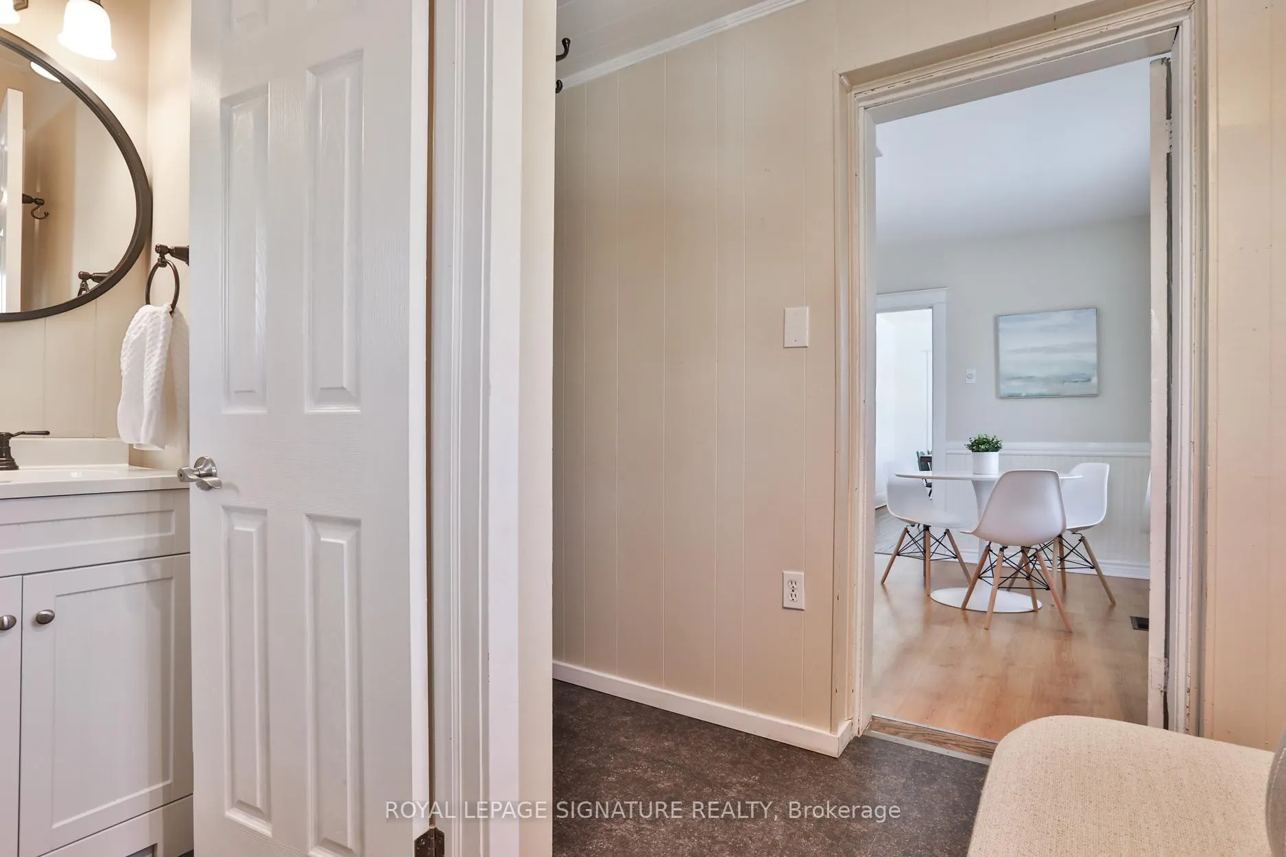 Photo 19 of 2 Earl Haig Avenue, Toronto, Woodbine Corridor — HOMEH