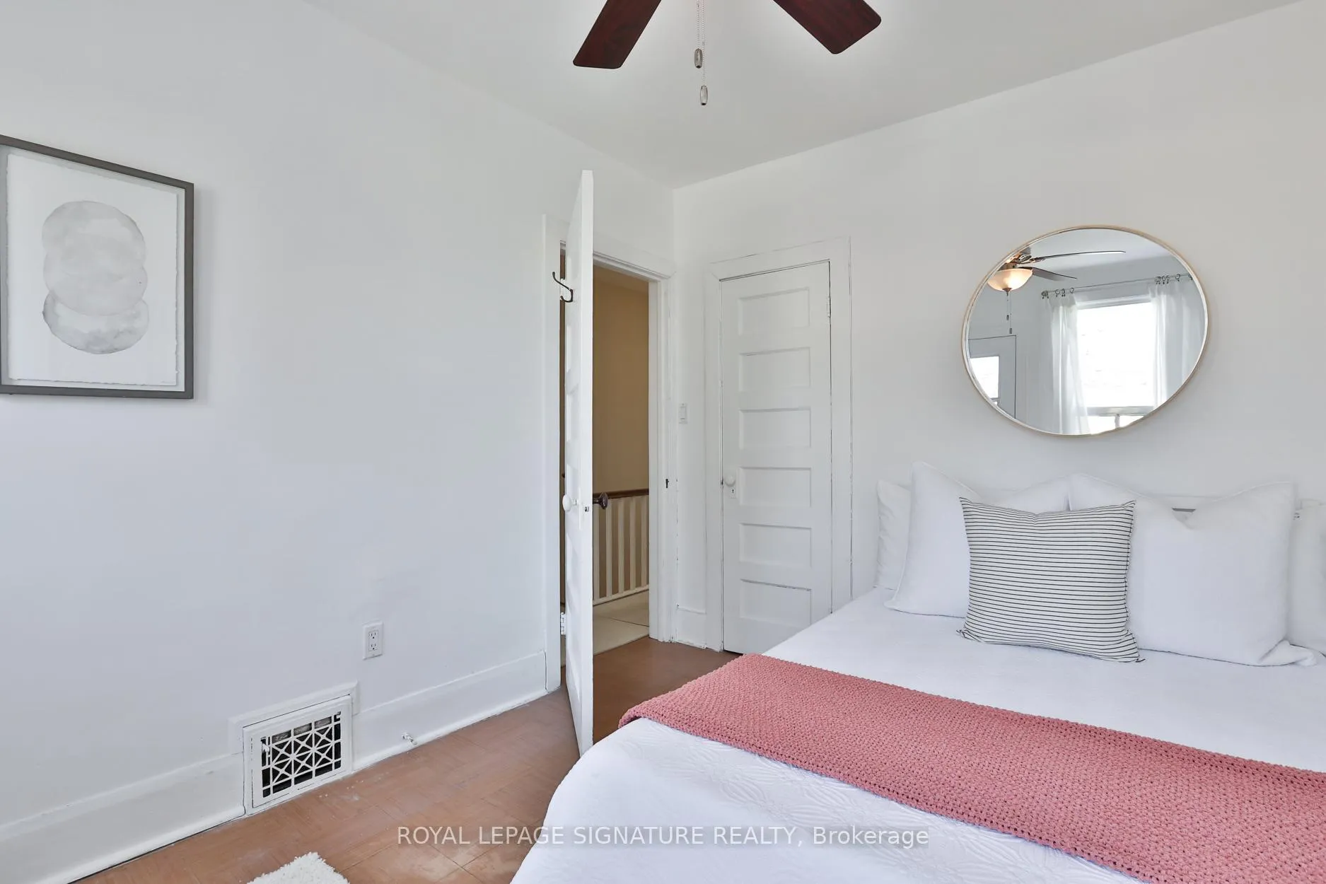 Photo 28 of 2 Earl Haig Avenue, Toronto, Woodbine Corridor — HOMEH