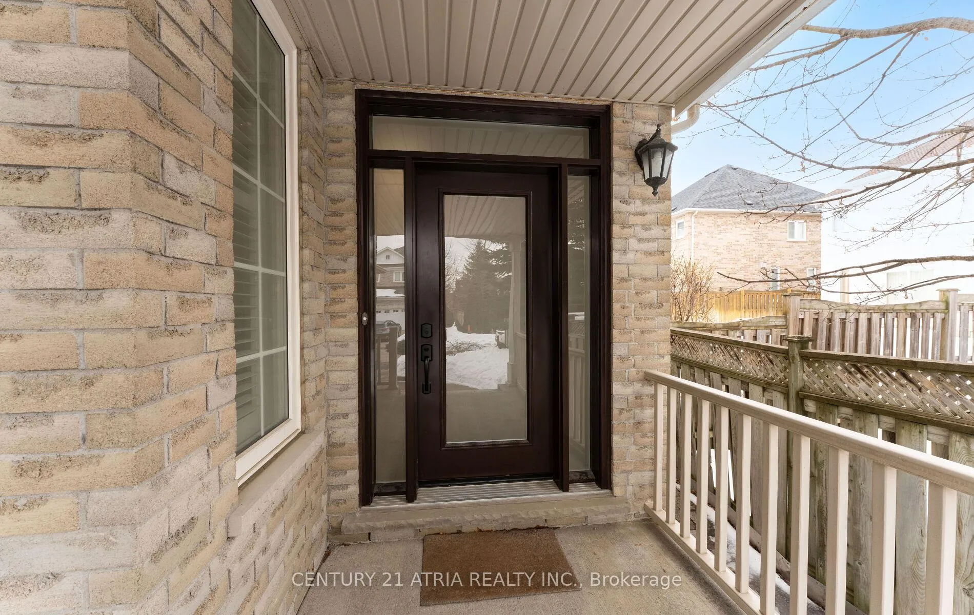 Photo 2 of 3 Oxfordshire Street, Markham, Berczy — HOMEH