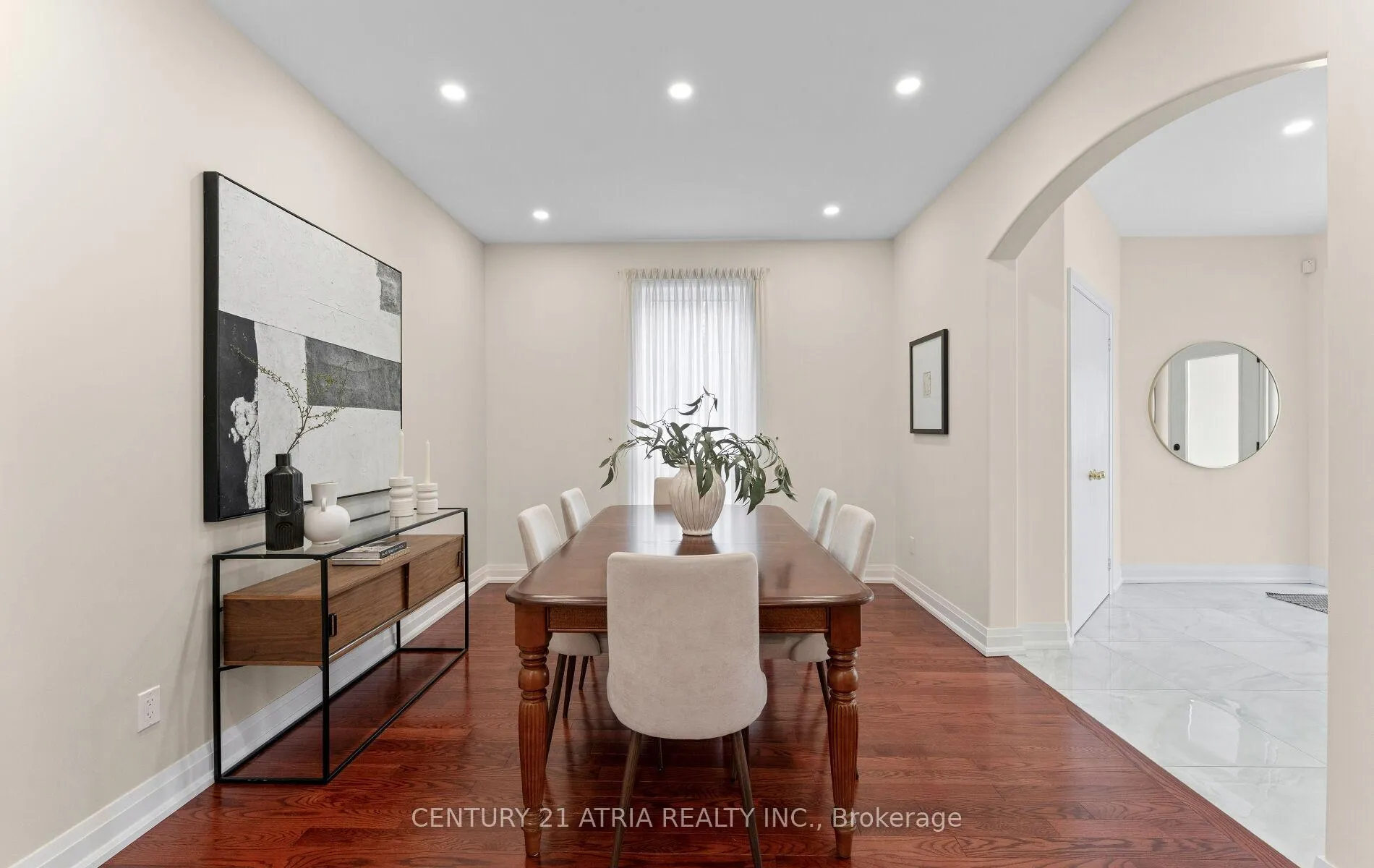 Photo 6 of 3 Oxfordshire Street, Markham, Berczy — HOMEH