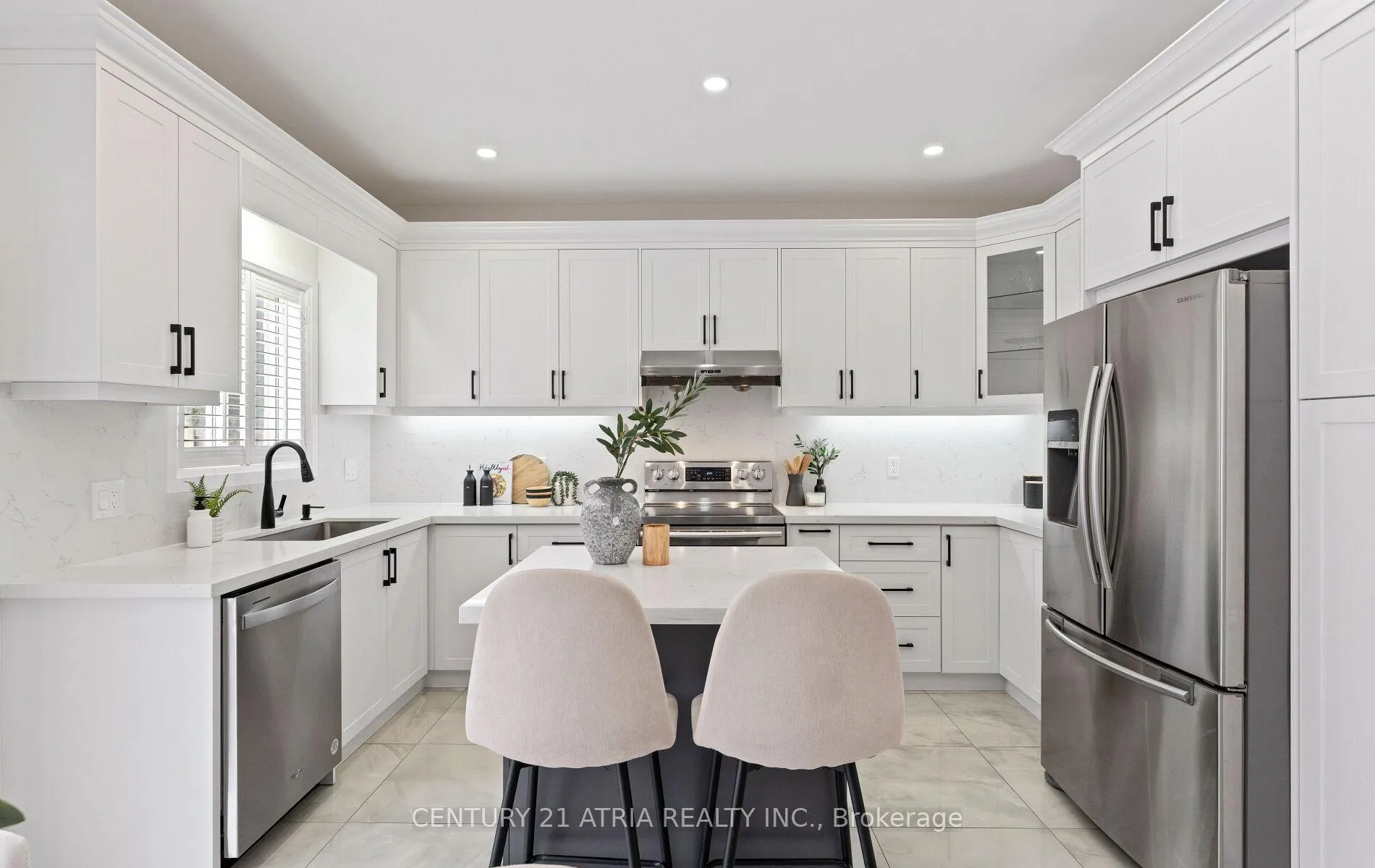 Photo 16 of 3 Oxfordshire Street, Markham, Berczy — HOMEH
