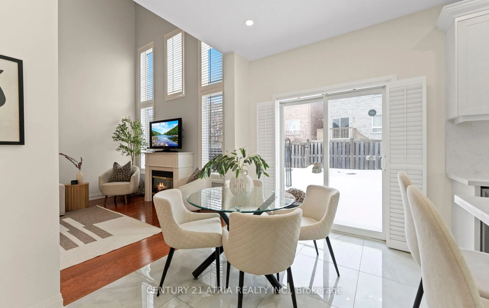 Photo 43 of 3 Oxfordshire Street, Markham, Berczy — HOMEH