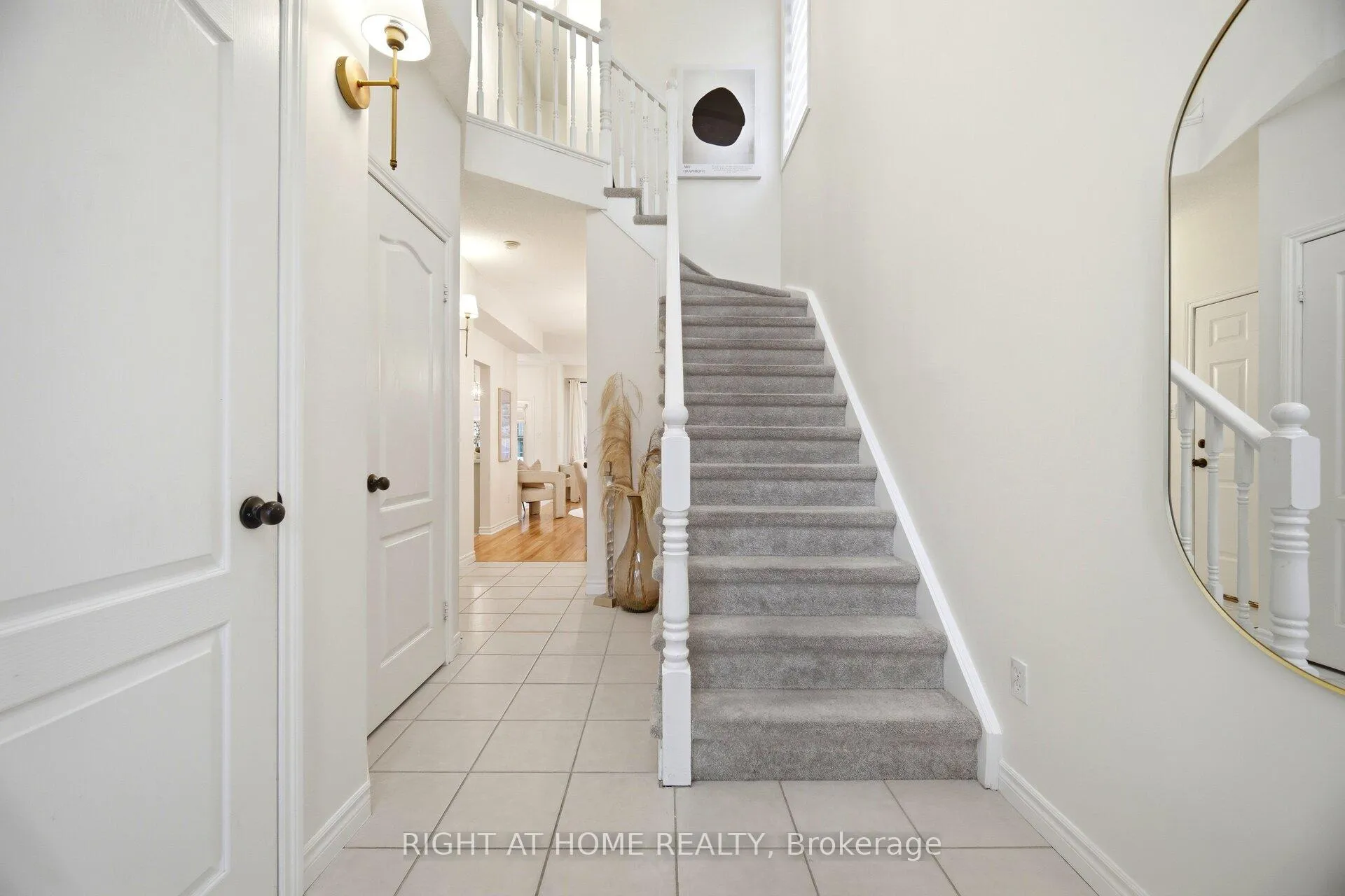 Photo 5 of Unit 1353, 1353 Stephenson Drive, Burlington, Brant — HOMEH