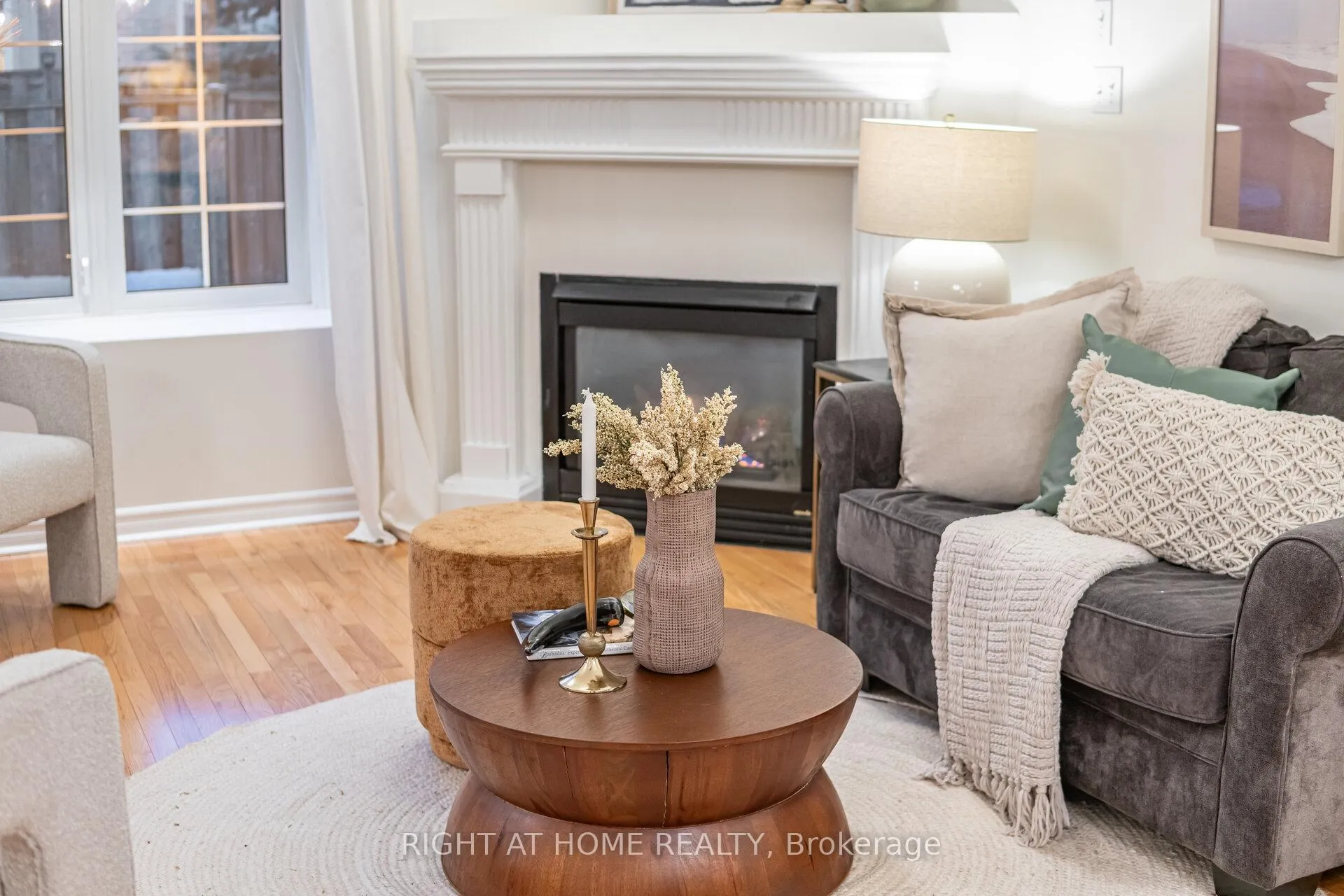 Photo 11 of Unit 1353, 1353 Stephenson Drive, Burlington, Brant — HOMEH