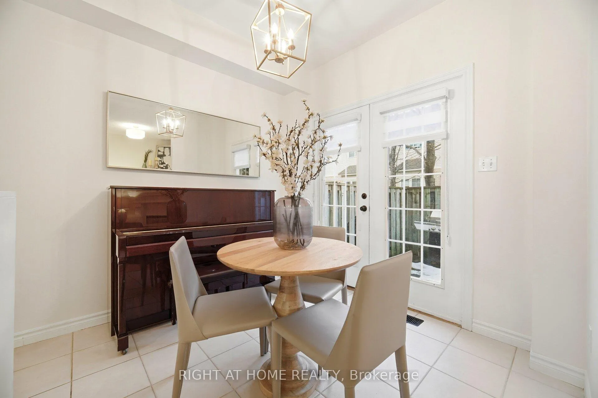 Photo 18 of Unit 1353, 1353 Stephenson Drive, Burlington, Brant — HOMEH
