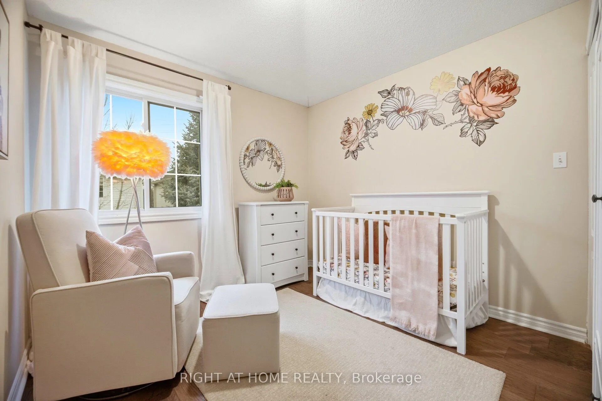Photo 33 of Unit 1353, 1353 Stephenson Drive, Burlington, Brant — HOMEH