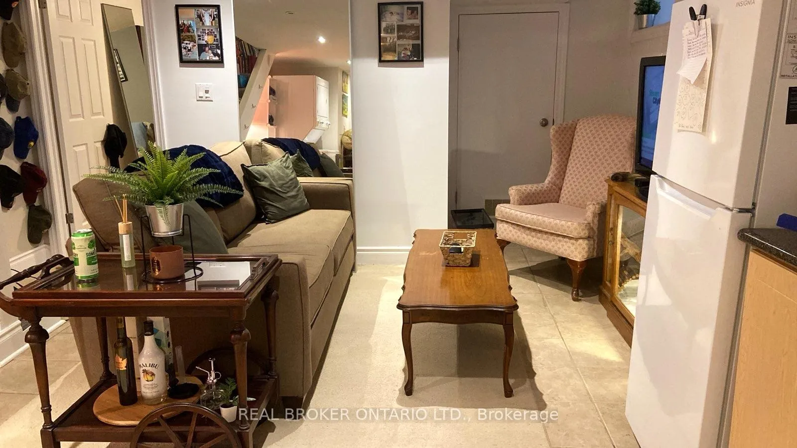 Photo 3 of Unit Lower, 48 Kingston Road, Toronto, Woodbine Corridor — HOMEH