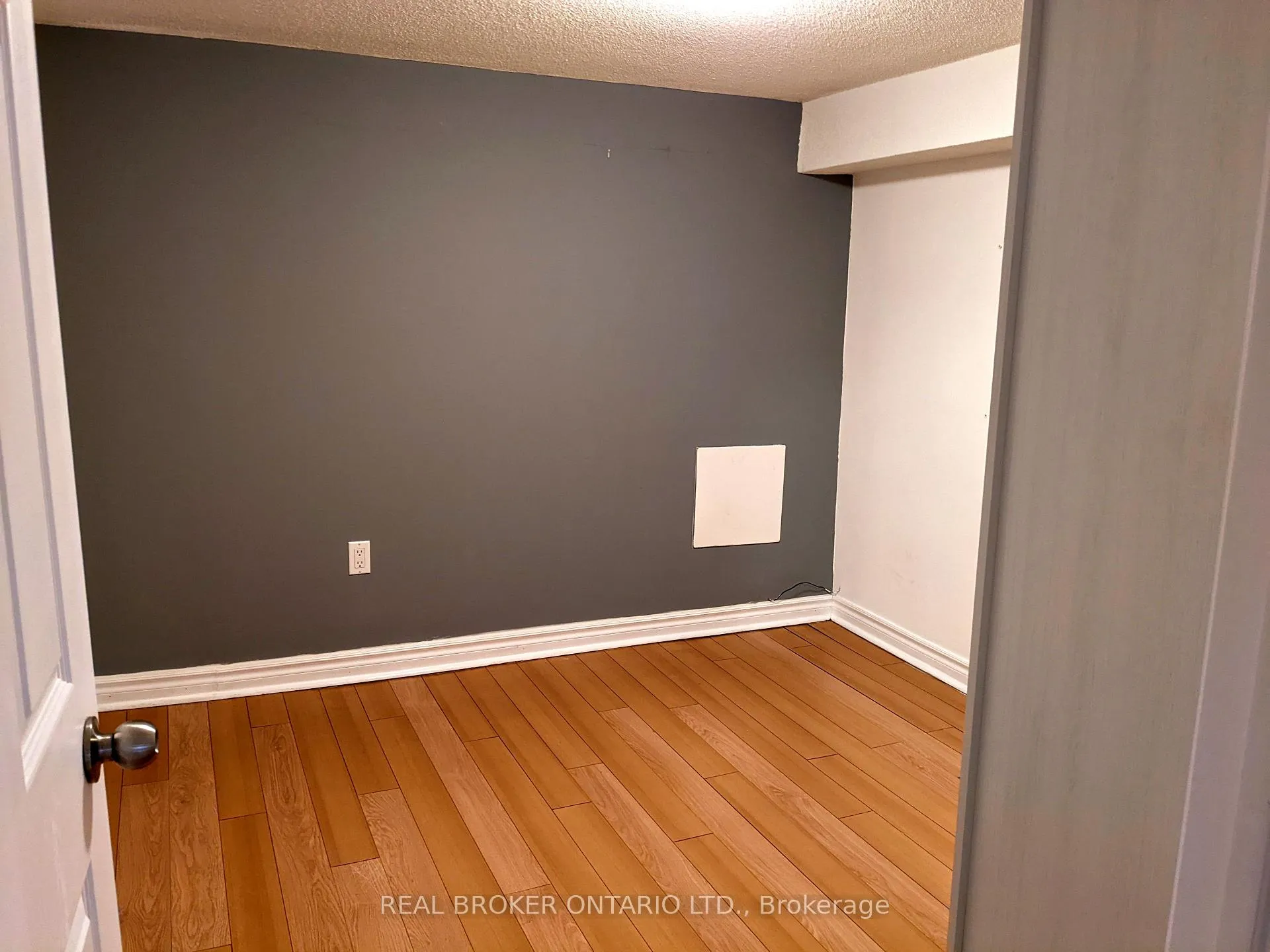 Photo 9 of Unit Lower, 48 Kingston Road, Toronto, Woodbine Corridor — HOMEH