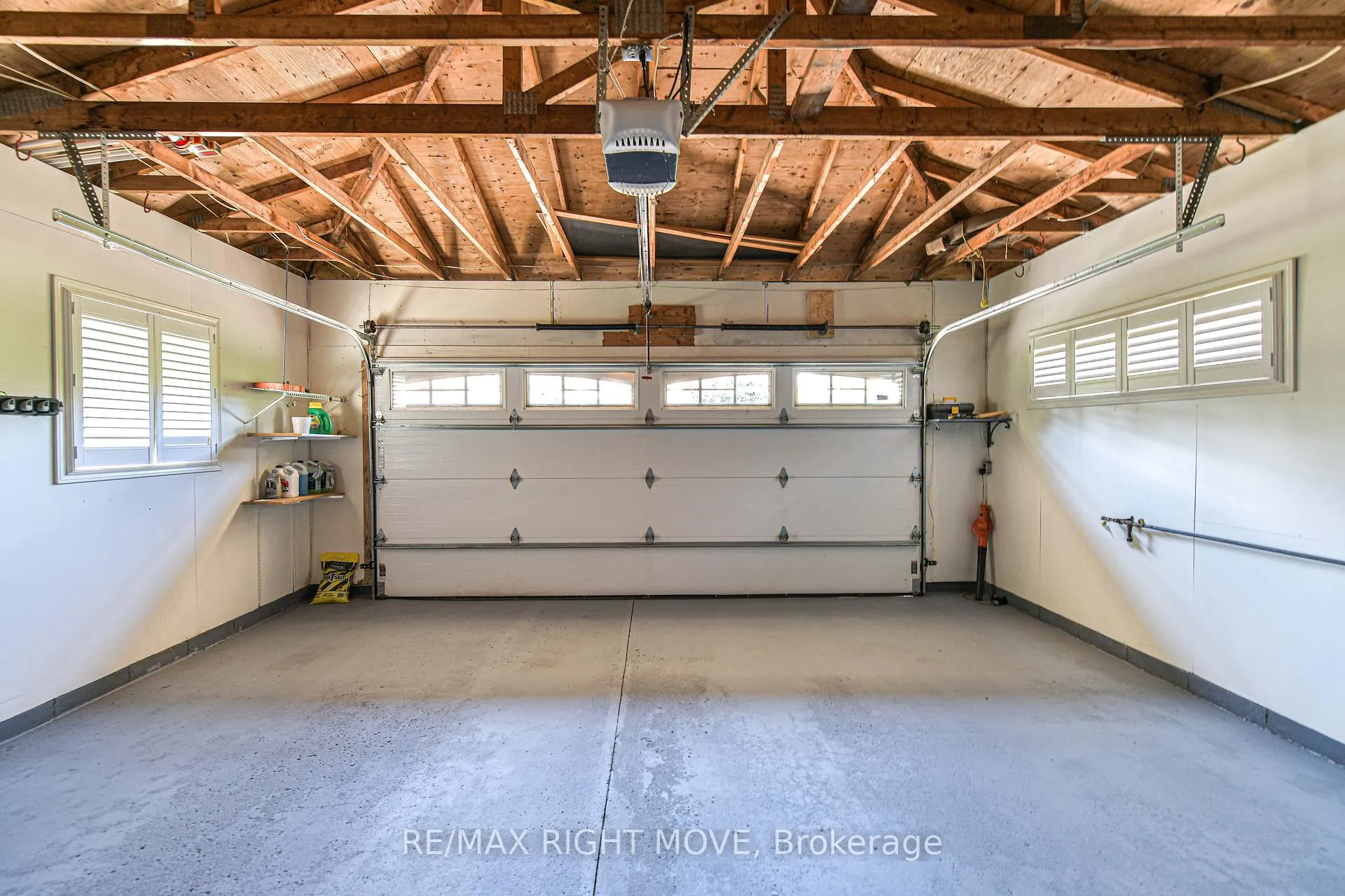 Photo 43 of 759 Broadview Avenue, Orillia — HOMEH