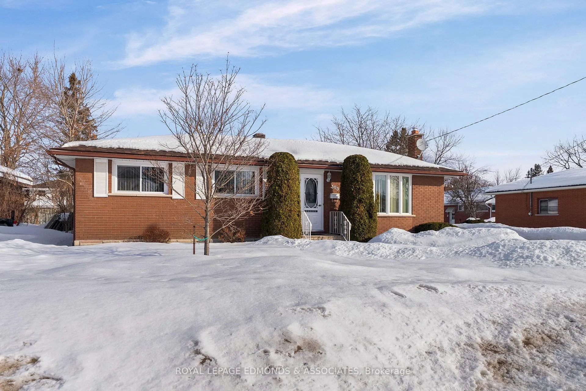 Photo 2 of 395 Chamberlain Street, Pembroke — HOMEH