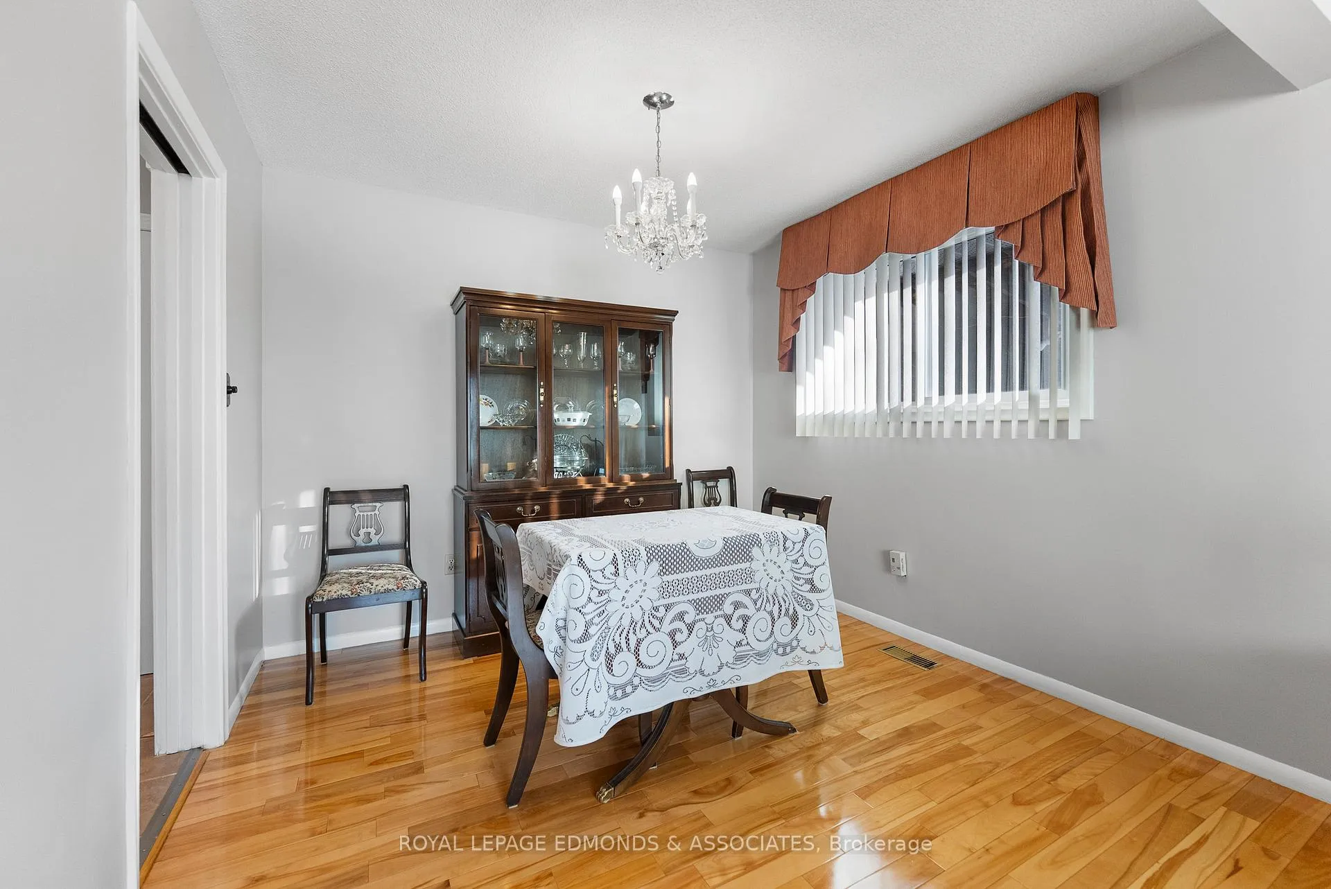Photo 8 of 395 Chamberlain Street, Pembroke — HOMEH
