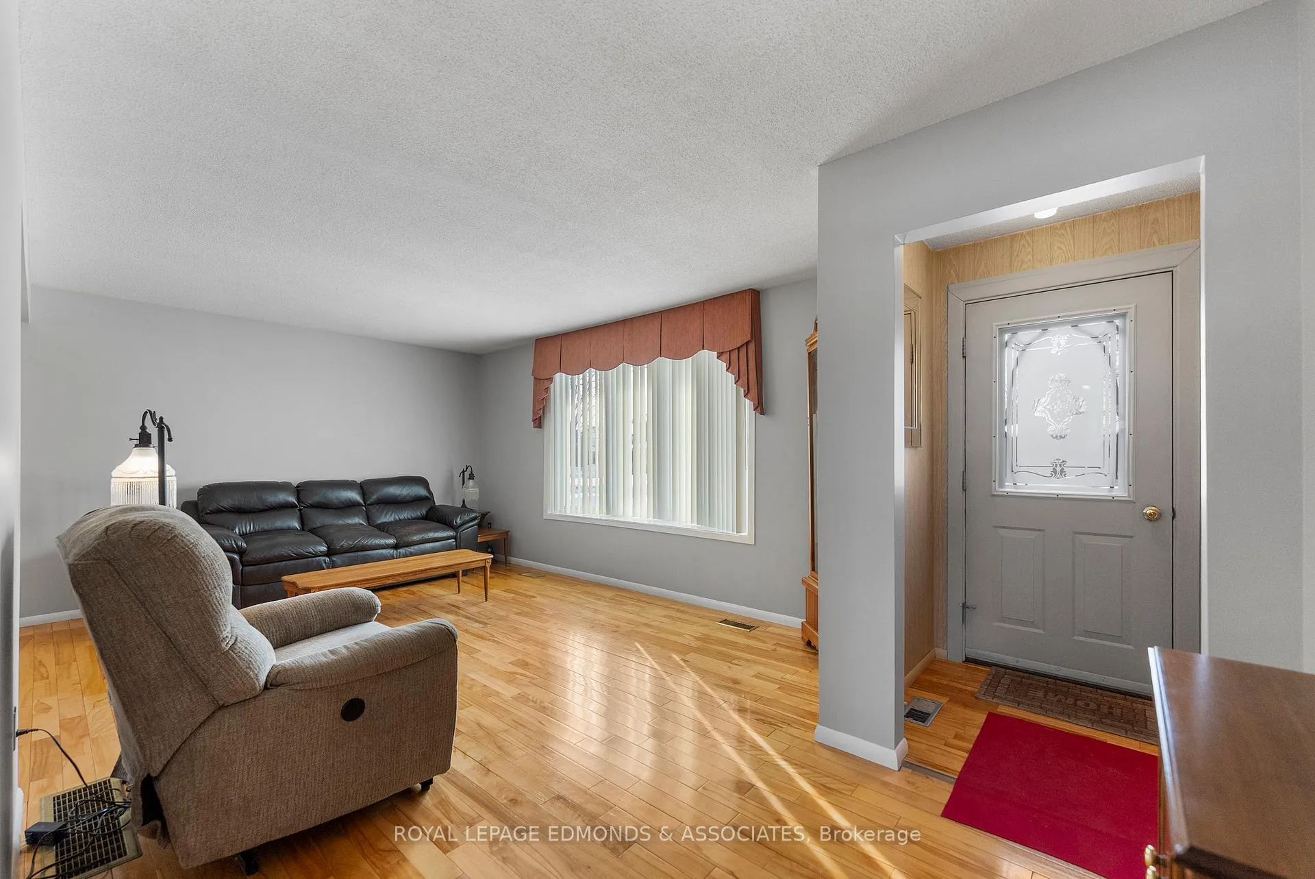 Photo 10 of 395 Chamberlain Street, Pembroke — HOMEH