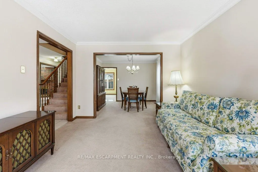Photo 5 of 639 Rexford Drive, Hamilton, Randall — HOMEH