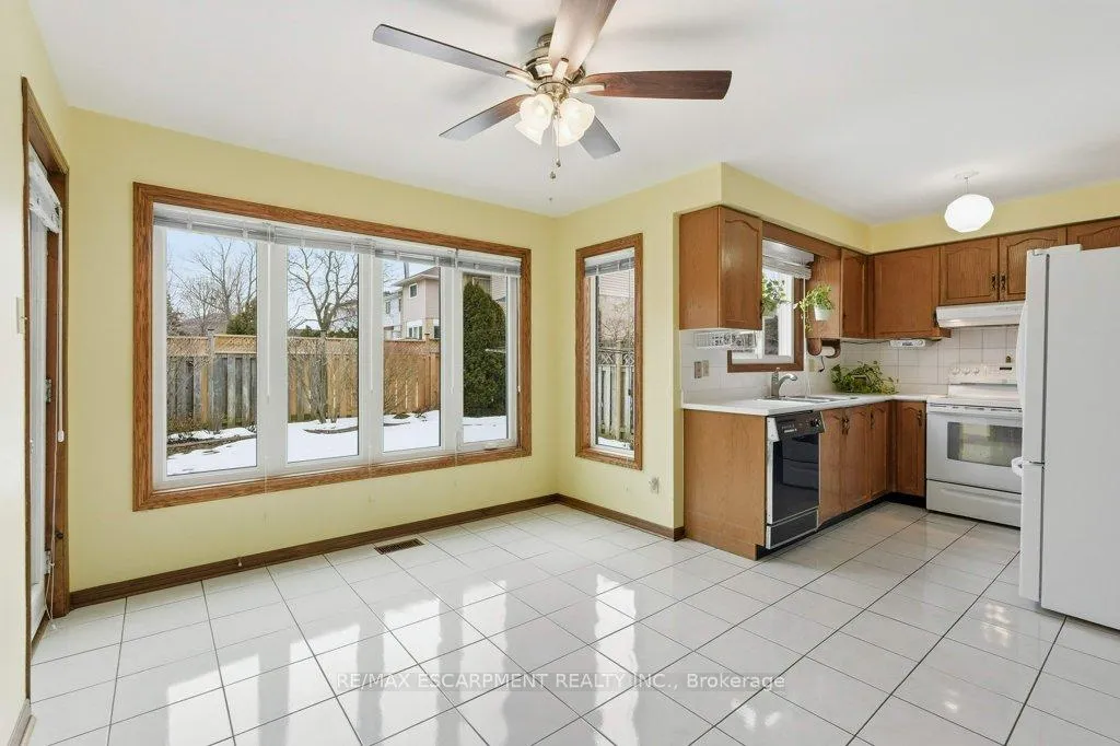 Photo 9 of 639 Rexford Drive, Hamilton, Randall — HOMEH