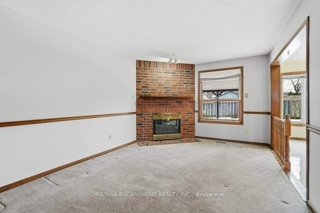 Photo 16 of 639 Rexford Drive, Hamilton, Randall — HOMEH
