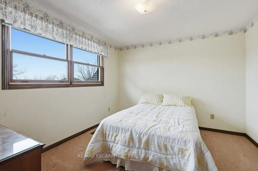 Photo 23 of 639 Rexford Drive, Hamilton, Randall — HOMEH