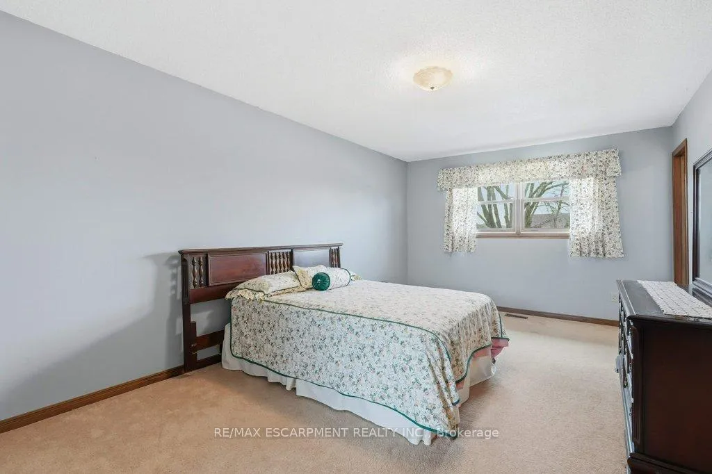 Photo 32 of 639 Rexford Drive, Hamilton, Randall — HOMEH