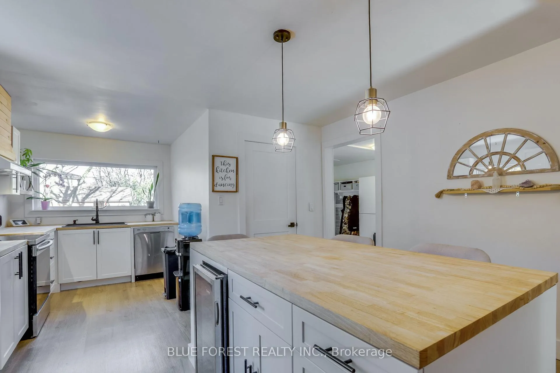 Photo 17 of 131 Emily Street, Strathroy-Caradoc, NW — HOMEH