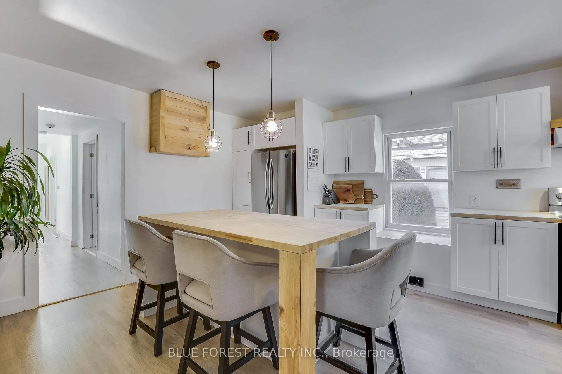 Photo 18 of 131 Emily Street, Strathroy-Caradoc, NW — HOMEH