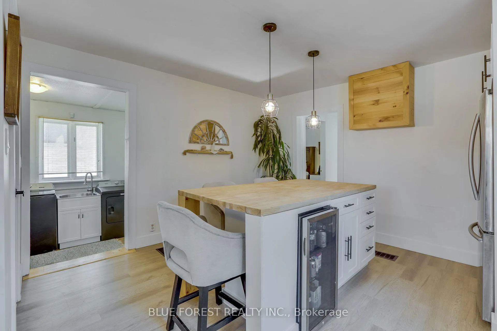 Photo 19 of 131 Emily Street, Strathroy-Caradoc, NW — HOMEH