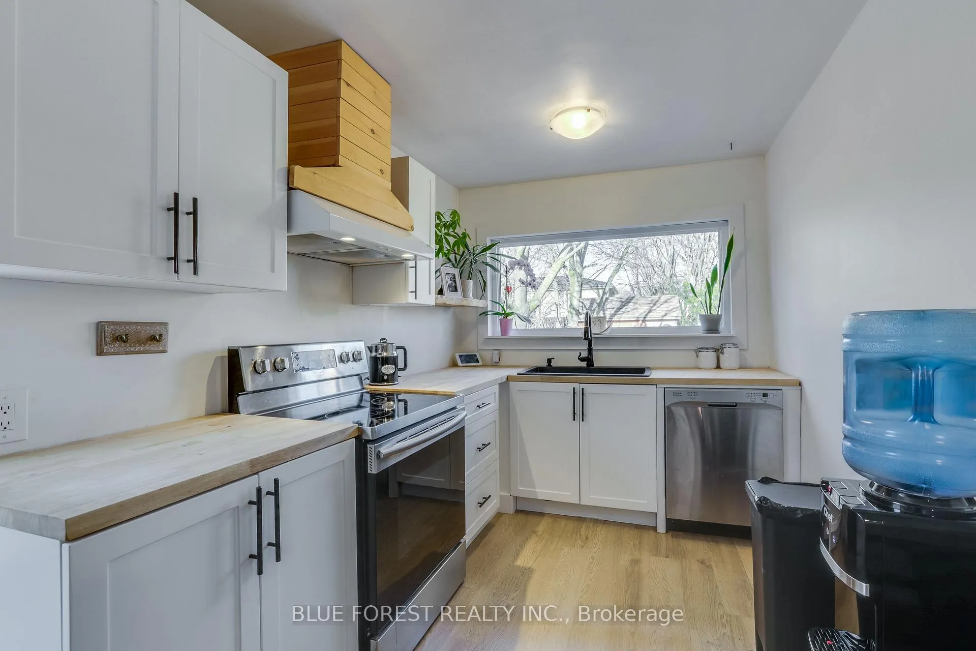 Photo 20 of 131 Emily Street, Strathroy-Caradoc, NW — HOMEH