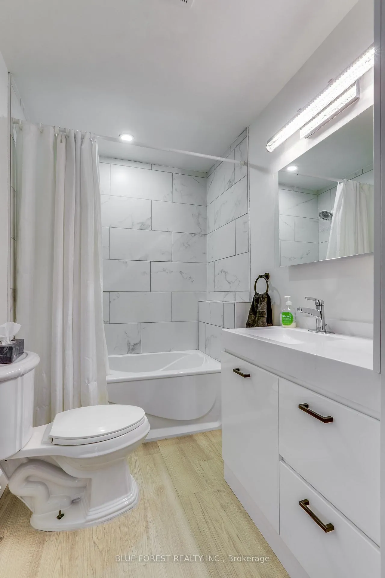Photo 22 of 131 Emily Street, Strathroy-Caradoc, NW — HOMEH