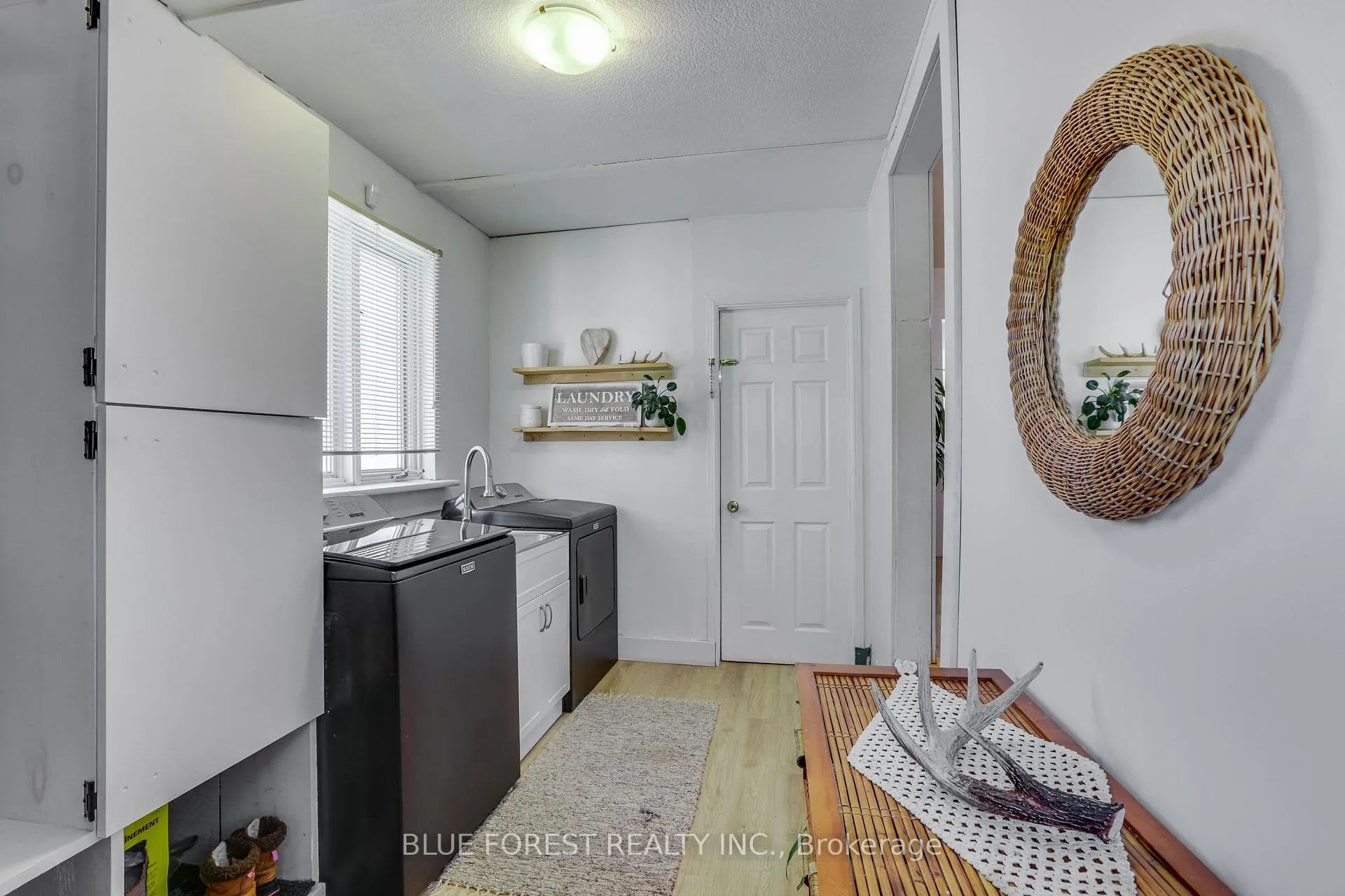 Photo 24 of 131 Emily Street, Strathroy-Caradoc, NW — HOMEH