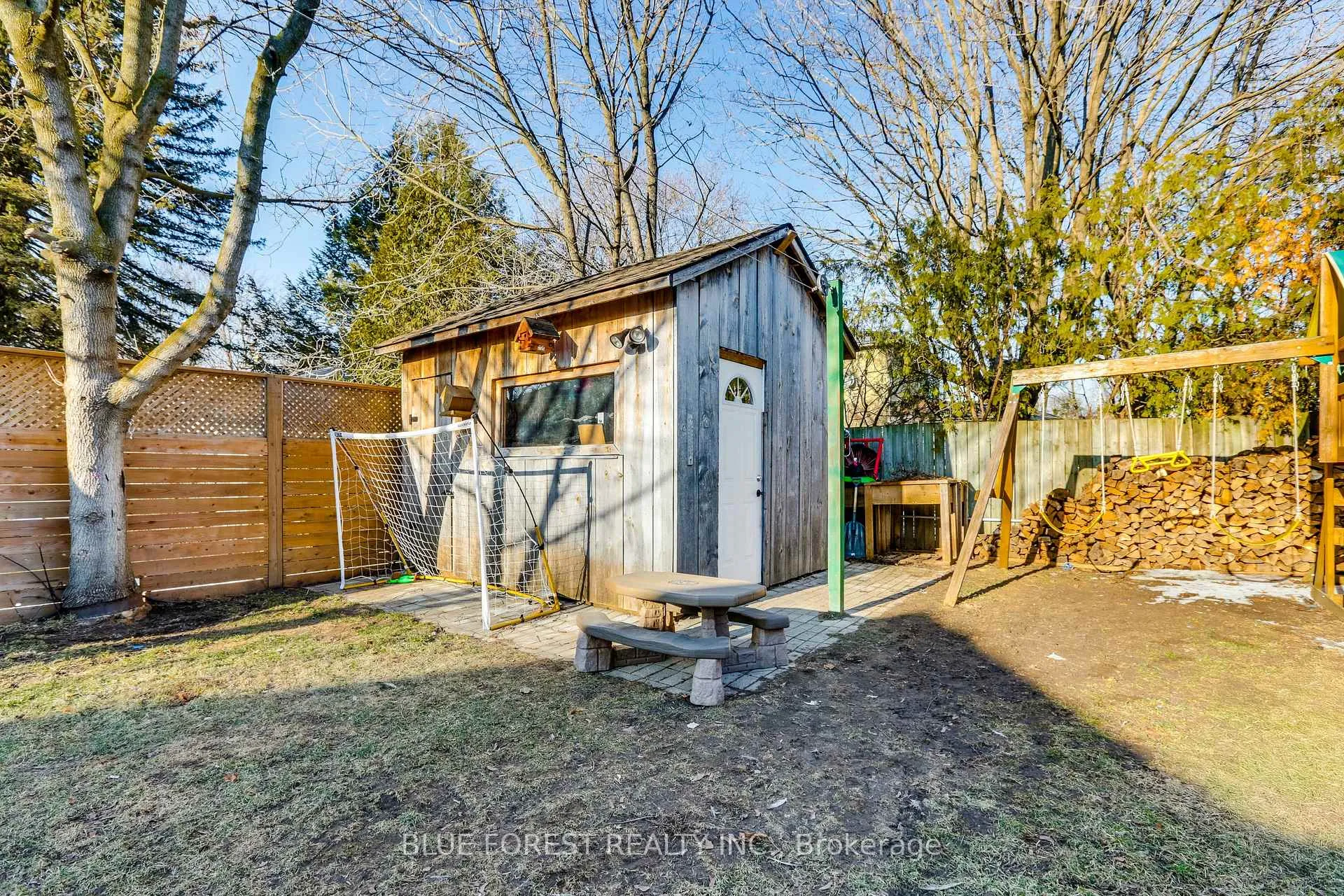 Photo 29 of 131 Emily Street, Strathroy-Caradoc, NW — HOMEH