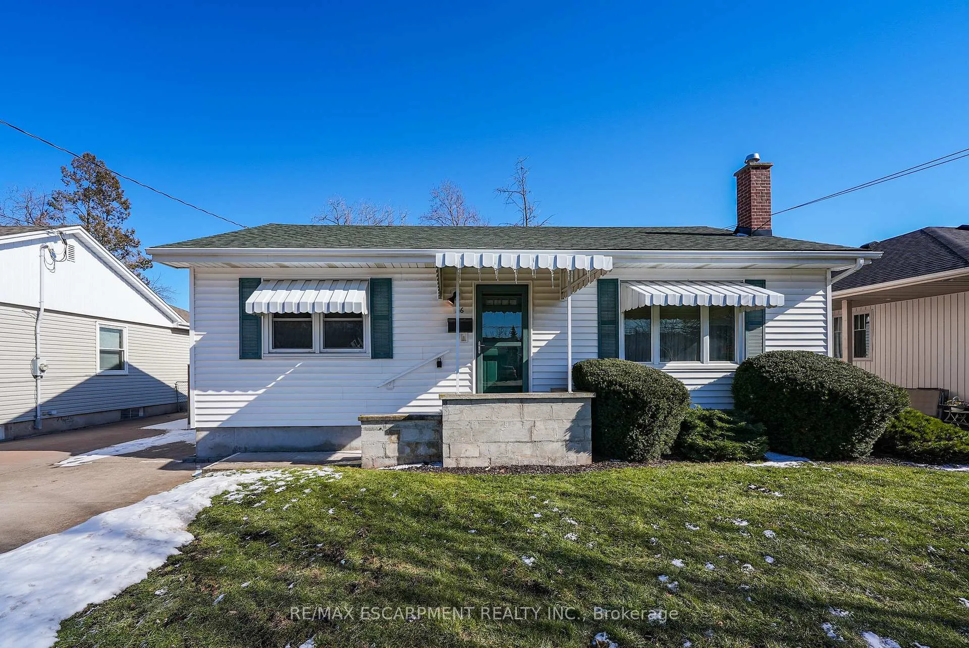 Photo 1 of 36 Lakeview Avenue, Grimsby, Grimsby Beach — HOMEH