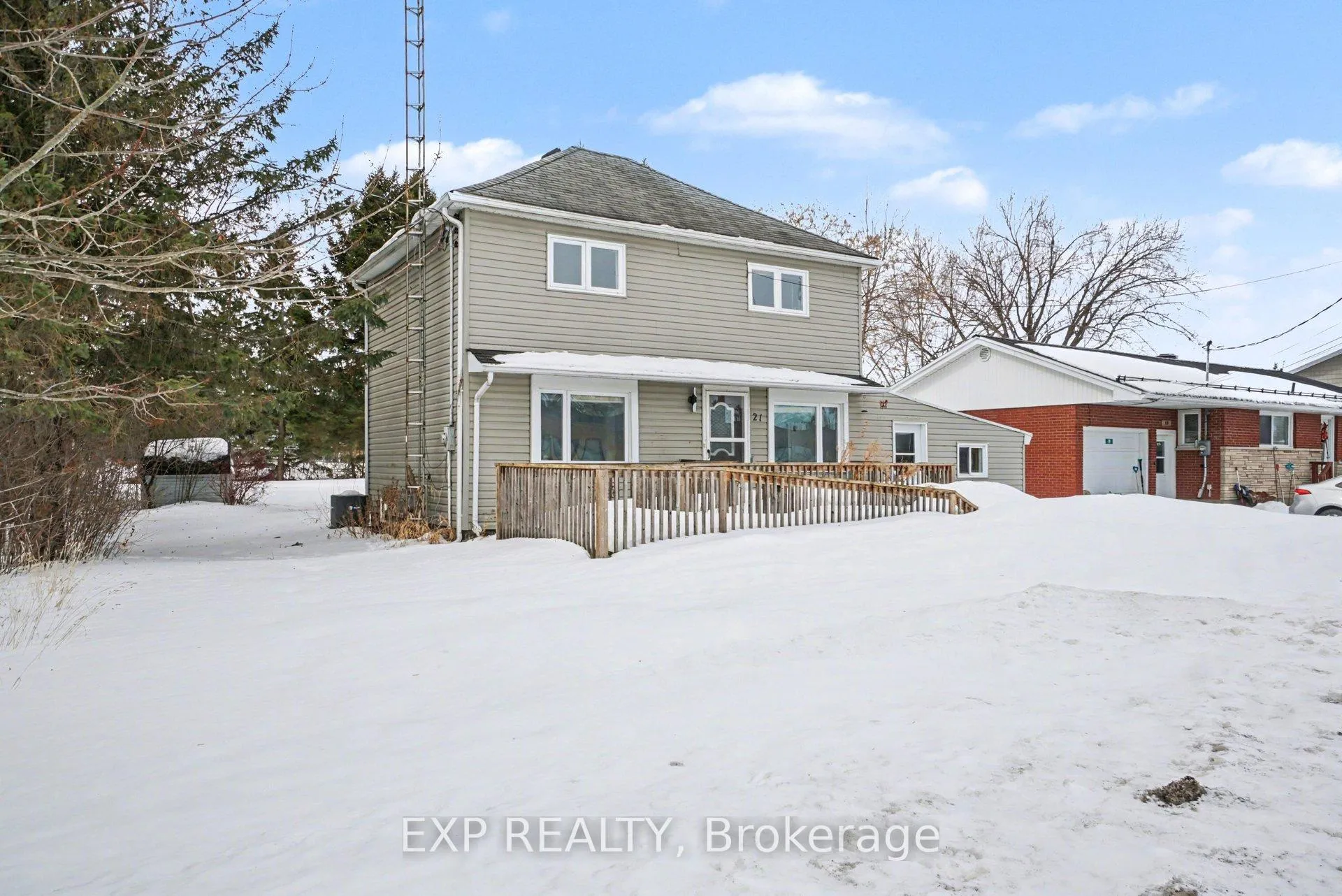 Photo 4 of 21 Fourth Street, North Stormont, North Stormont (Finch) Twp — HOMEH