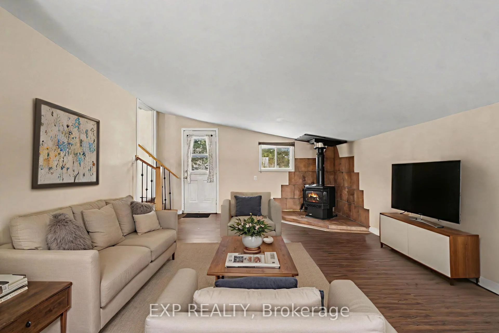 Photo 7 of 21 Fourth Street, North Stormont, North Stormont (Finch) Twp — HOMEH