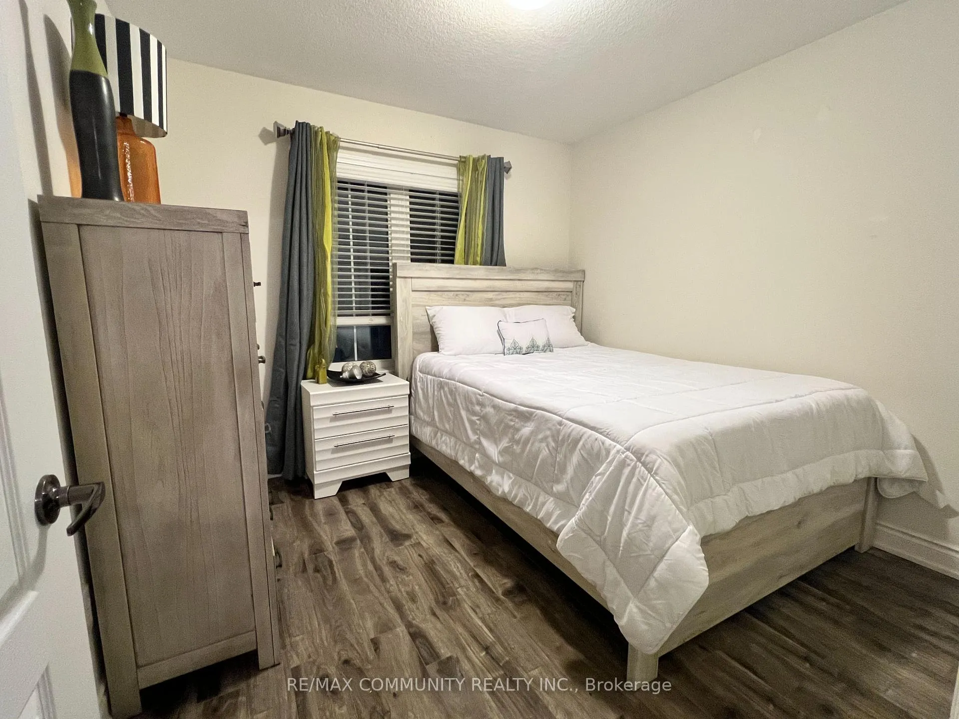 Photo 5 of 23 Francesco Street, Brampton, Northwest Brampton — HOMEH
