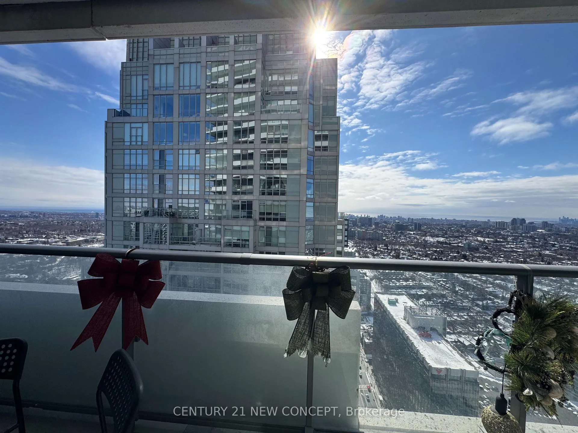 Photo 20 of Unit 4206, 2221 Yonge Street, Toronto, Mount Pleasant West — HOMEH