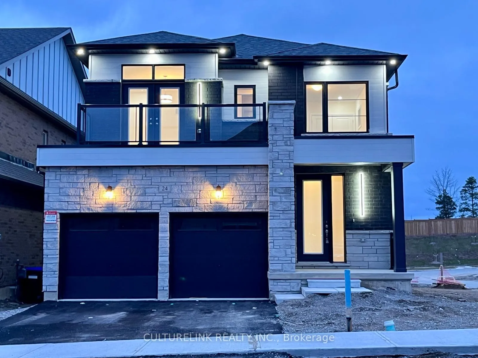 Photo 1 of 24 Daffodil Road, Springwater, Midhurst — HOMEH