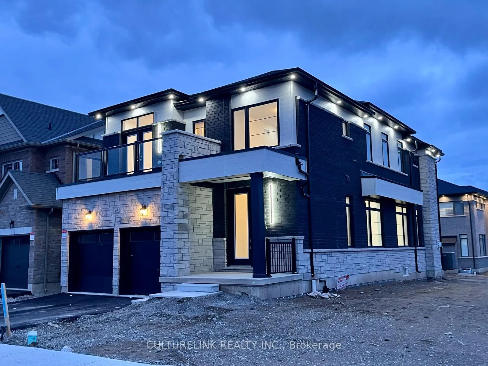 Photo 2 of 24 Daffodil Road, Springwater, Midhurst — HOMEH